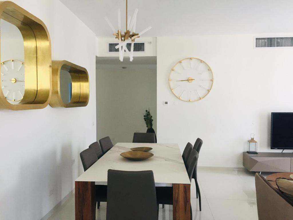 JTower Royal Suites - Alefimmoed