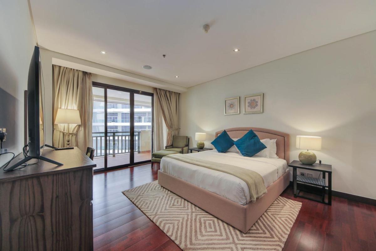 Luxe Getaways Royal Amwaj Palm Jumeirah Resort Apartment Holiday Home