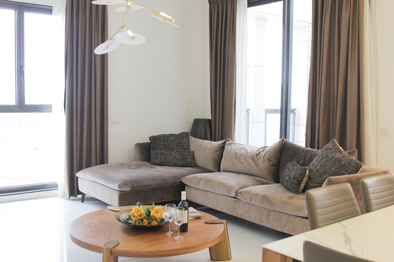 JTower Royal Suites - Alefimmoed