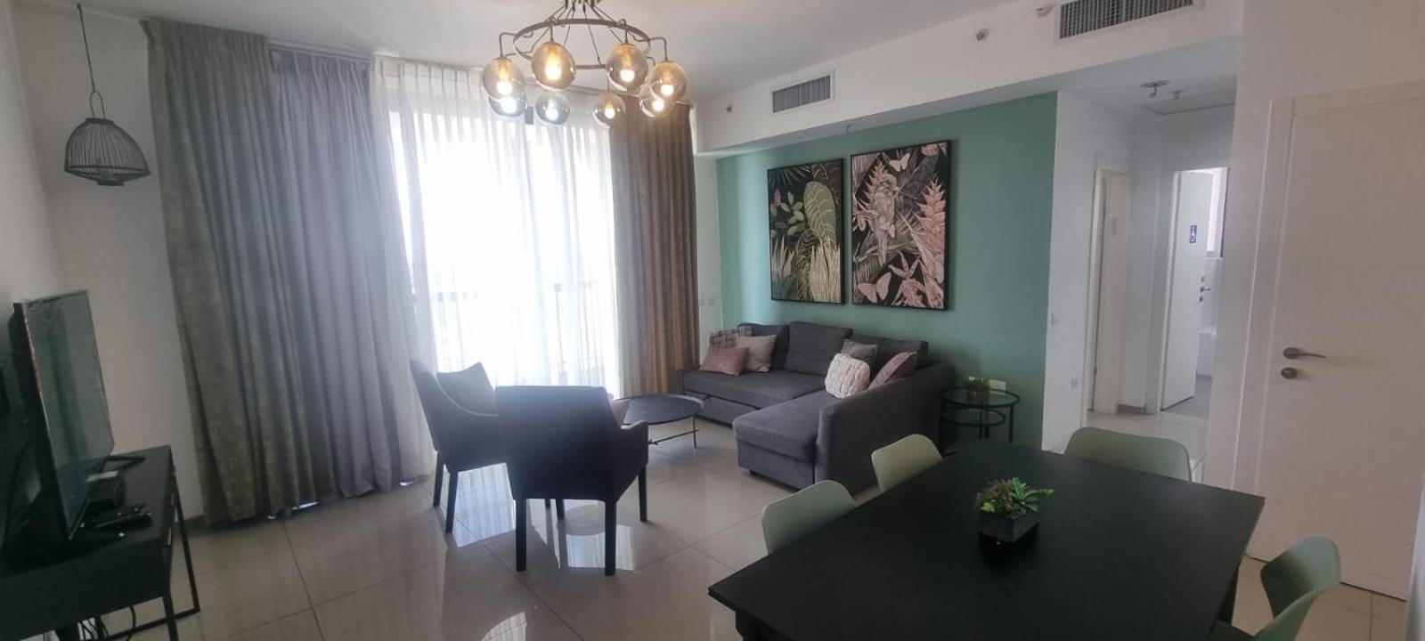 JTower Royal Suites - Alefimmoed