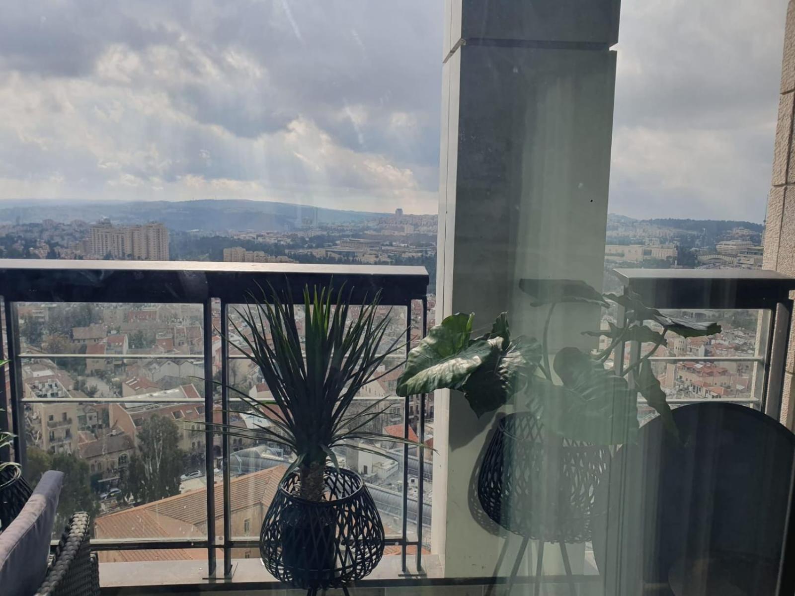JTower Royal Suites - Alefimmoed