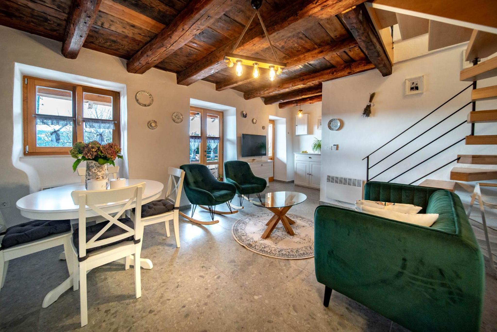 Stone House Heritage Apartment Filumena view 5