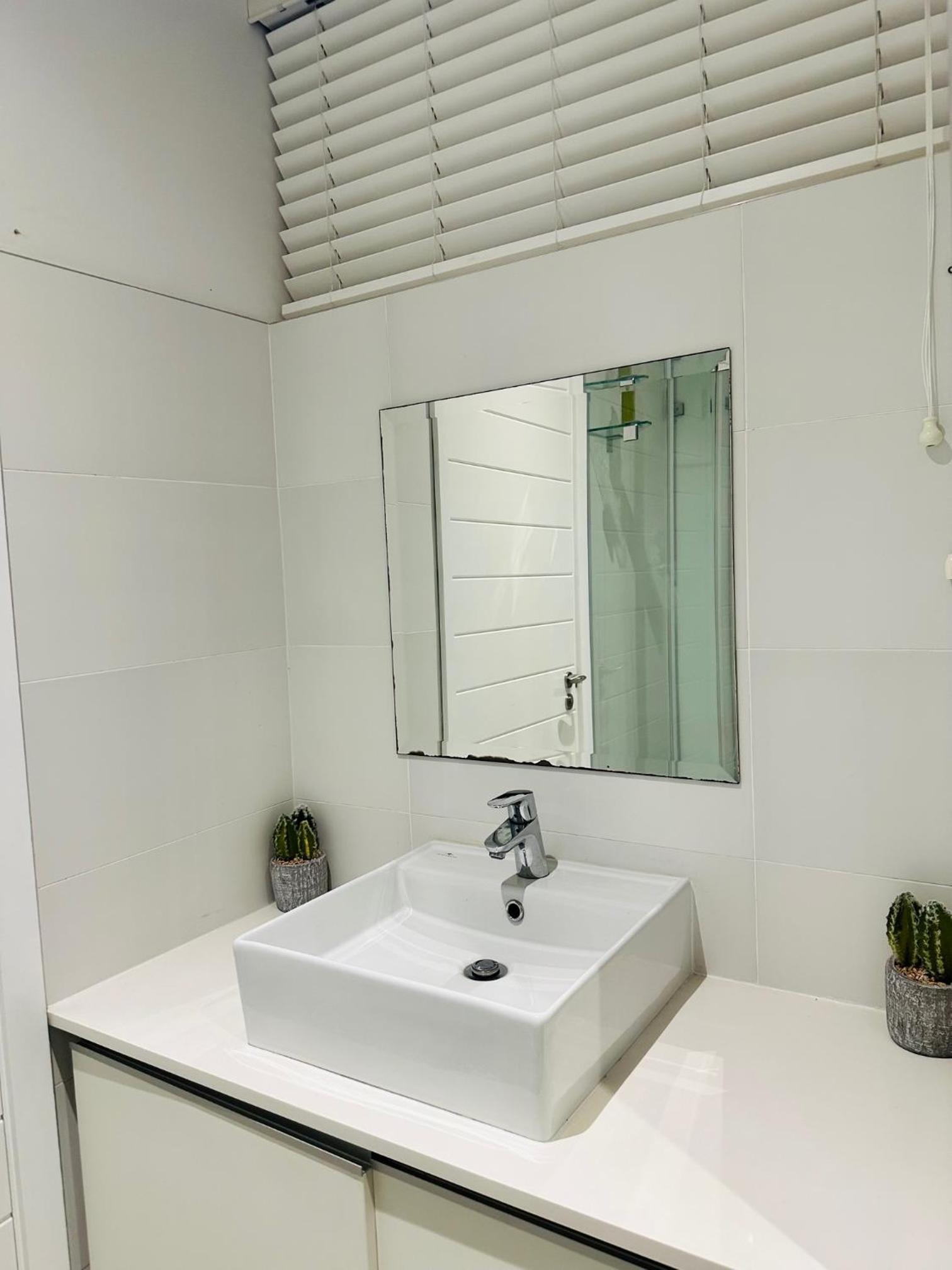 Ocean Dunes Bachelor Apartments
