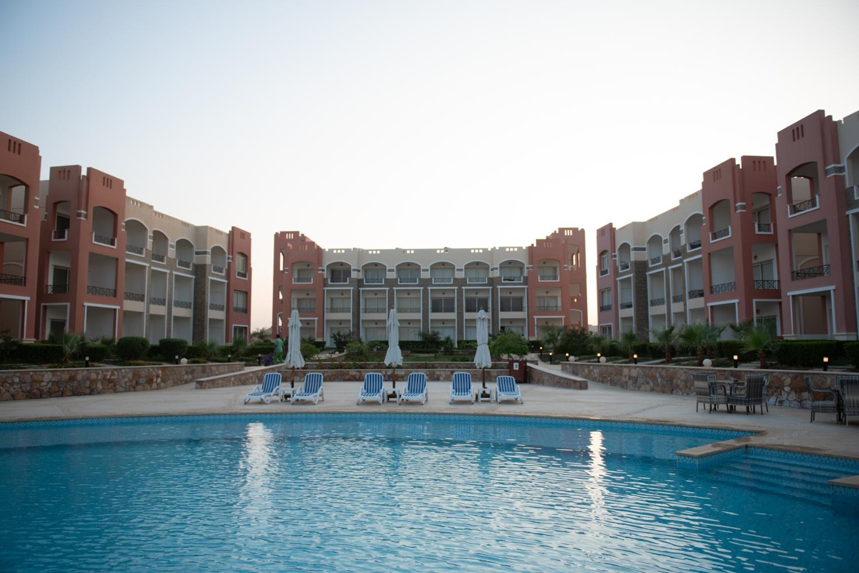 Oyster Bay Beach Suites