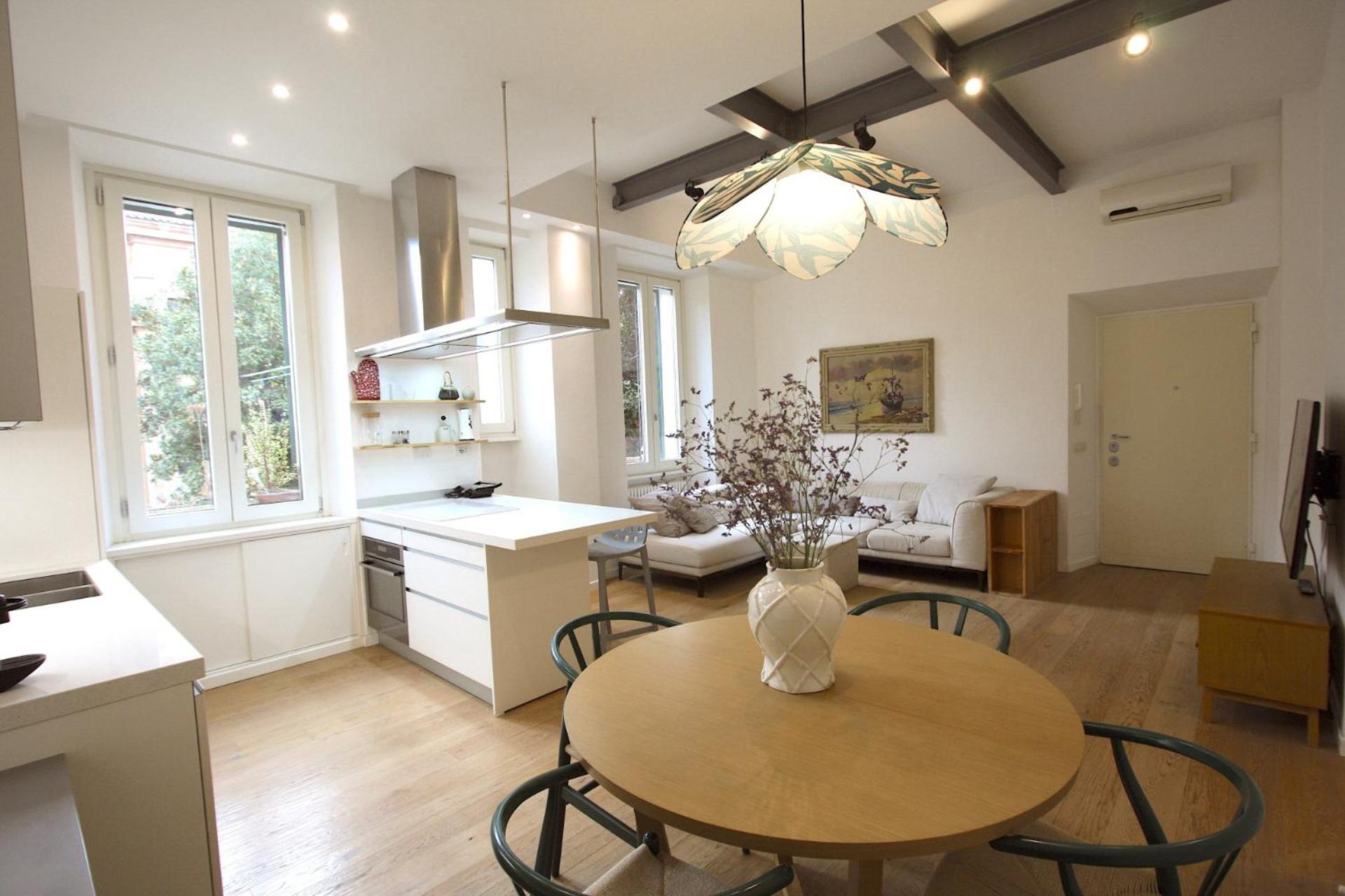 Magnolia House in Testaccio
