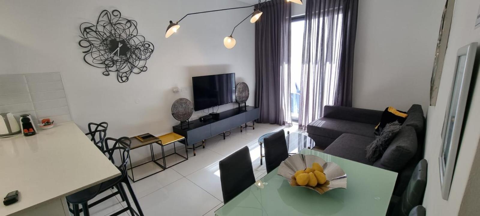 JTower Royal Suites - Alefimmoed