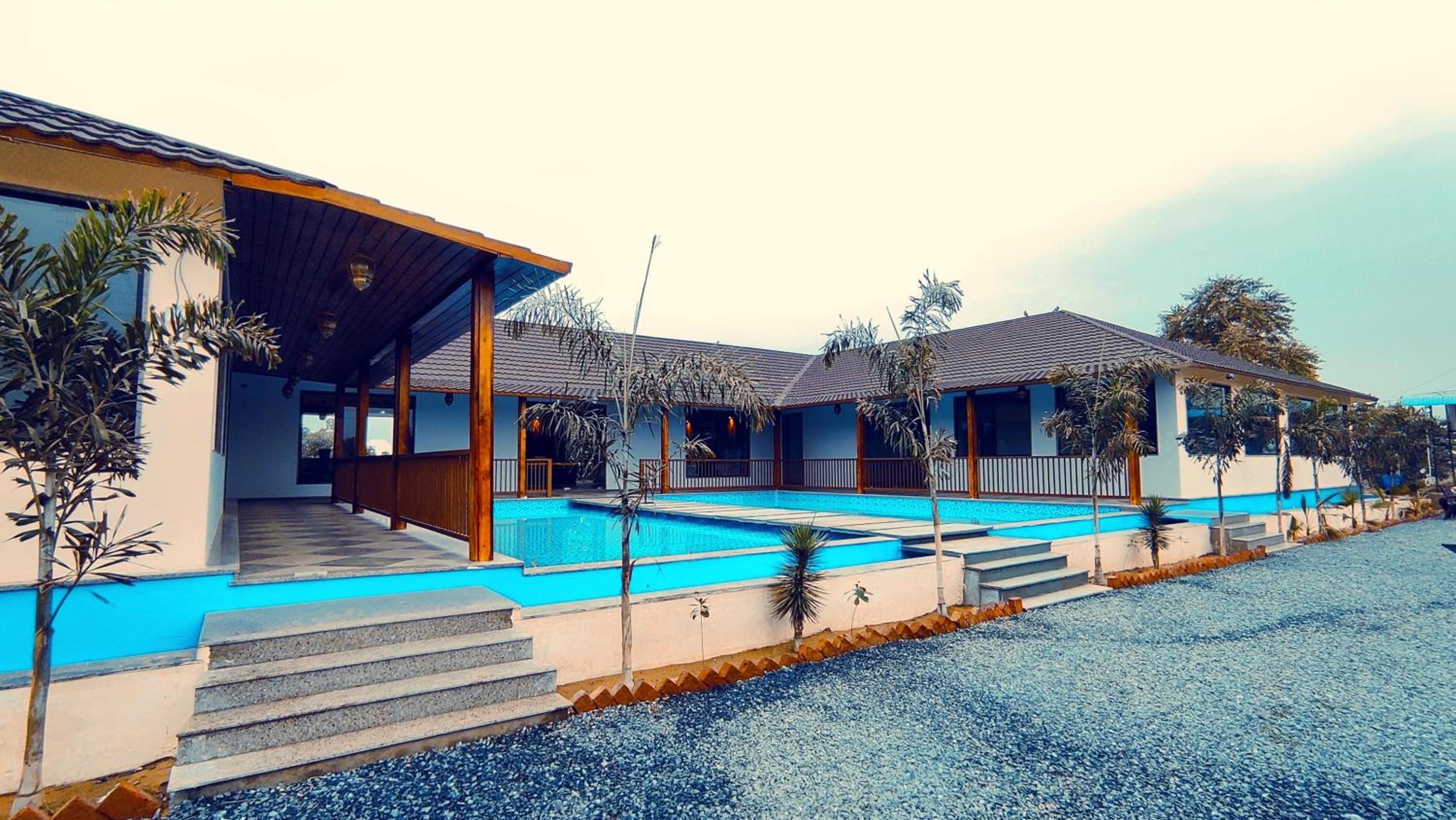 Luxe Stayz Signature Pushkar