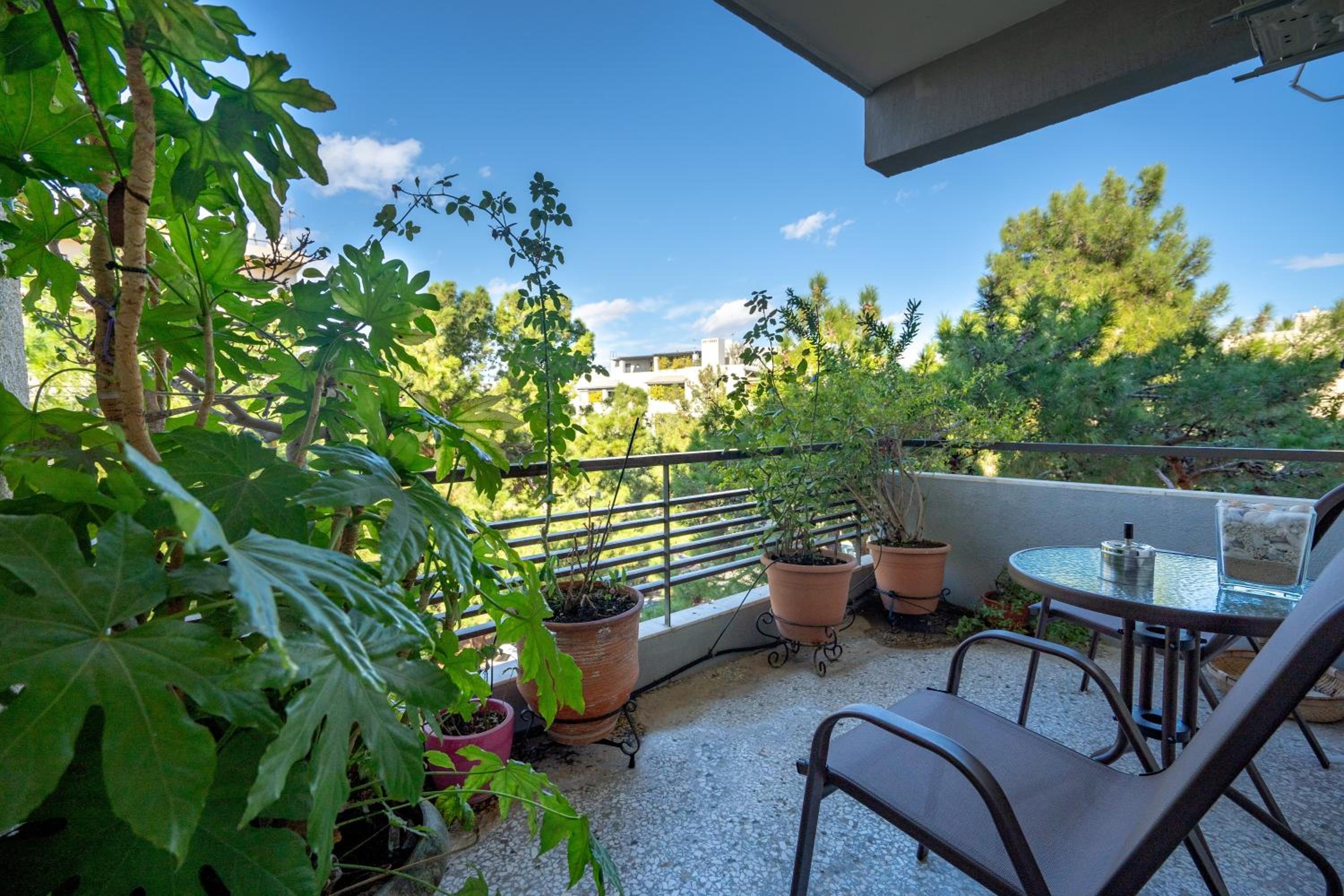 Glyfada 3 bedrooms 6 persons apartment by MPS