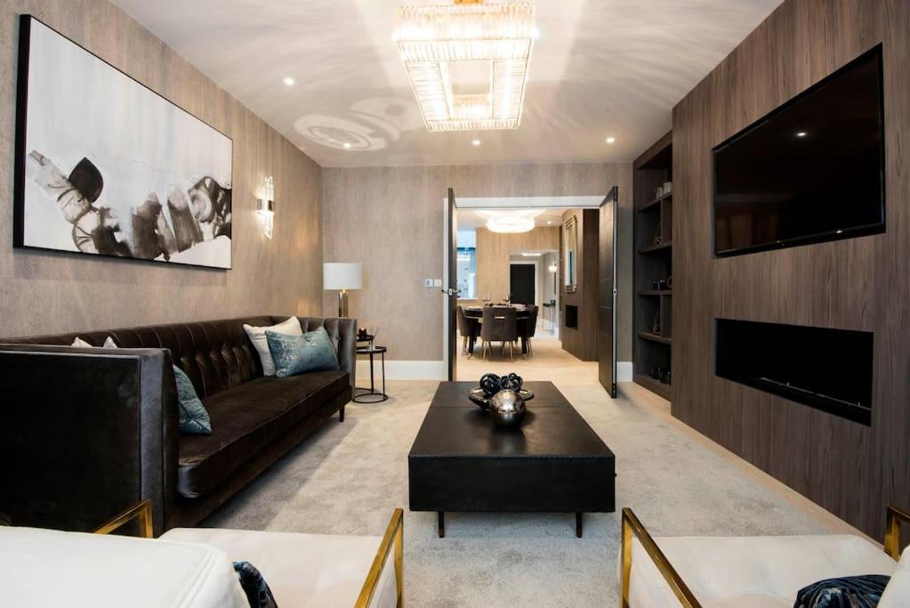 New, luxury 3 bed duplex in Covent Garden