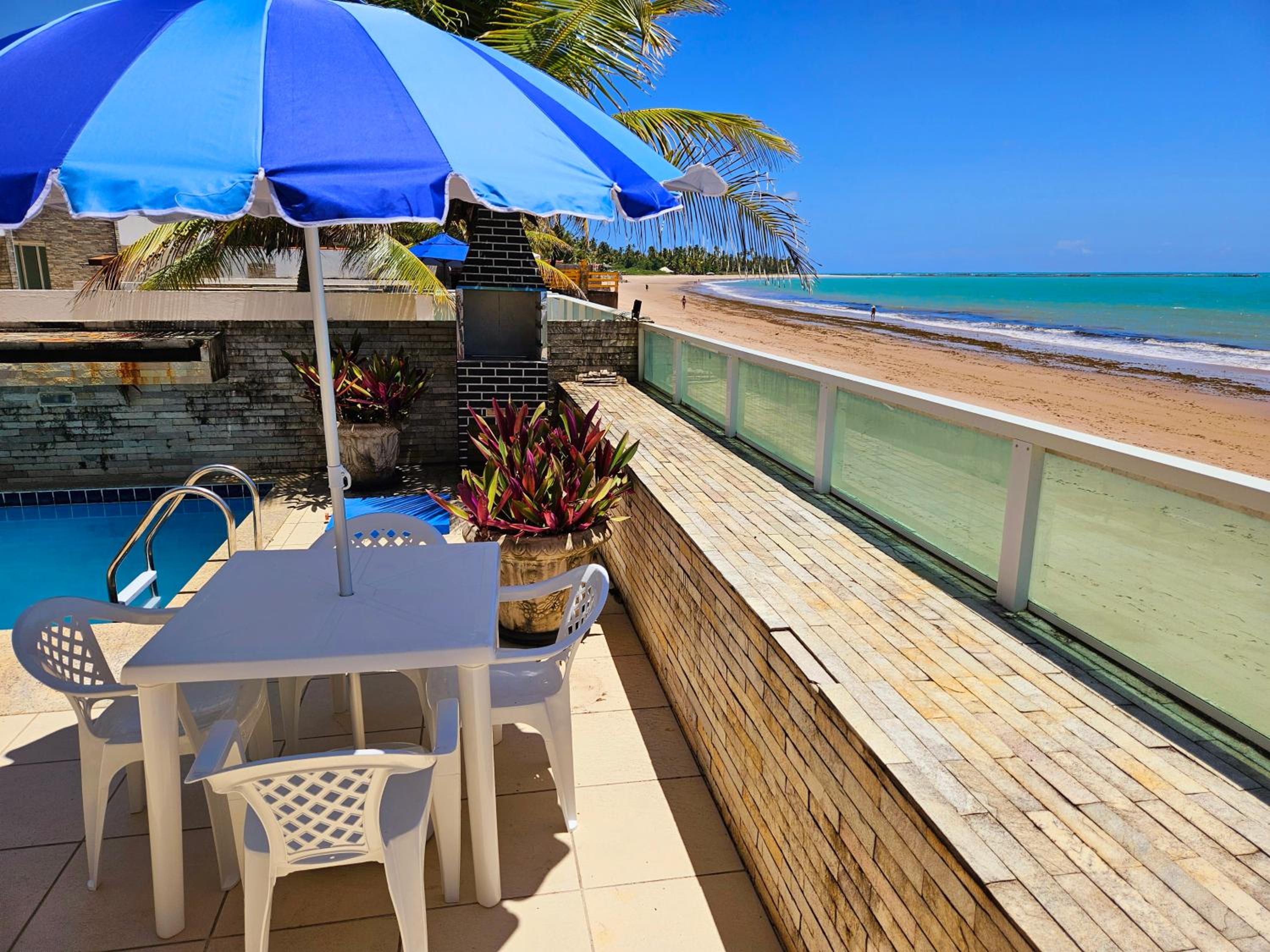 Romantic Sea Villa w/AMAZING SEA VIEW - DIRECTLY ON THE BEACH!