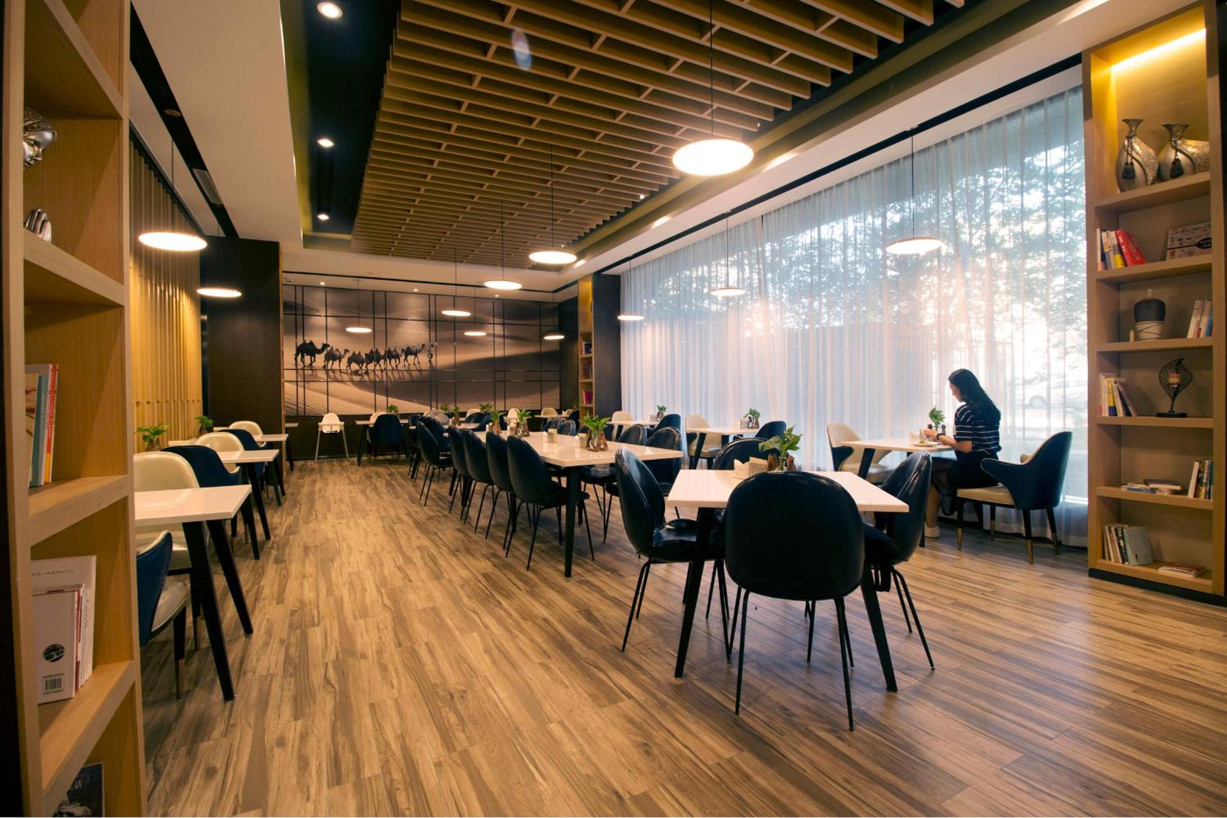 Atour Hotel (Turpan Wenhua West Road)