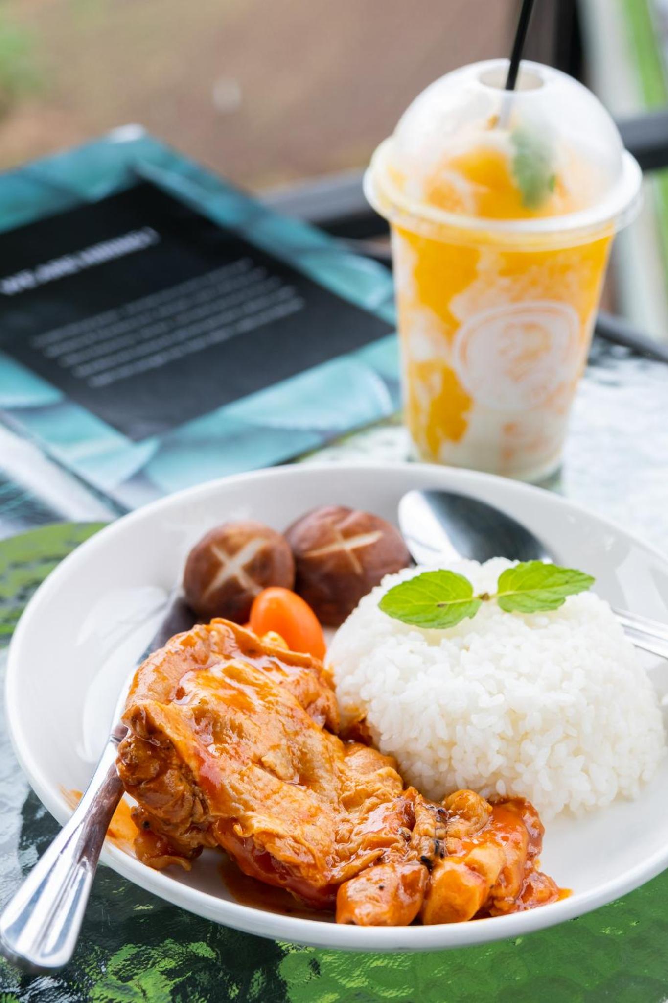ภูวินคาเฟ่ โฮมสเตย์ Phuwin Homestay Monjam