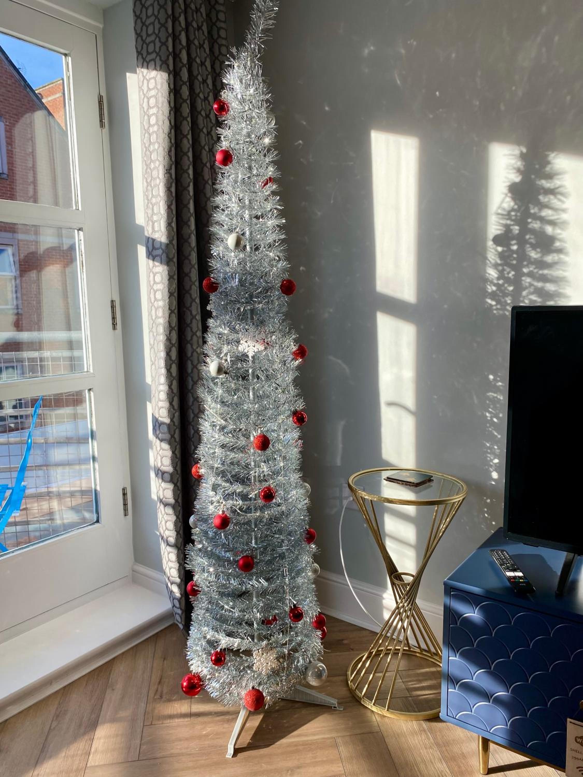 Luxury Riverside City Centre Apartment