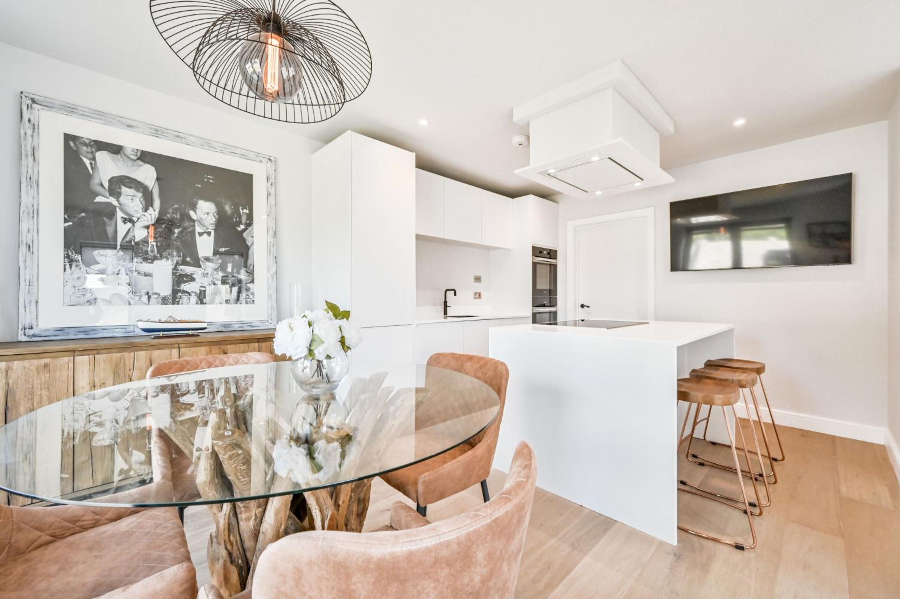 1 The Nest - Luxury Modern House nr Beach & Bars with Sea Views & Free Parking view 5