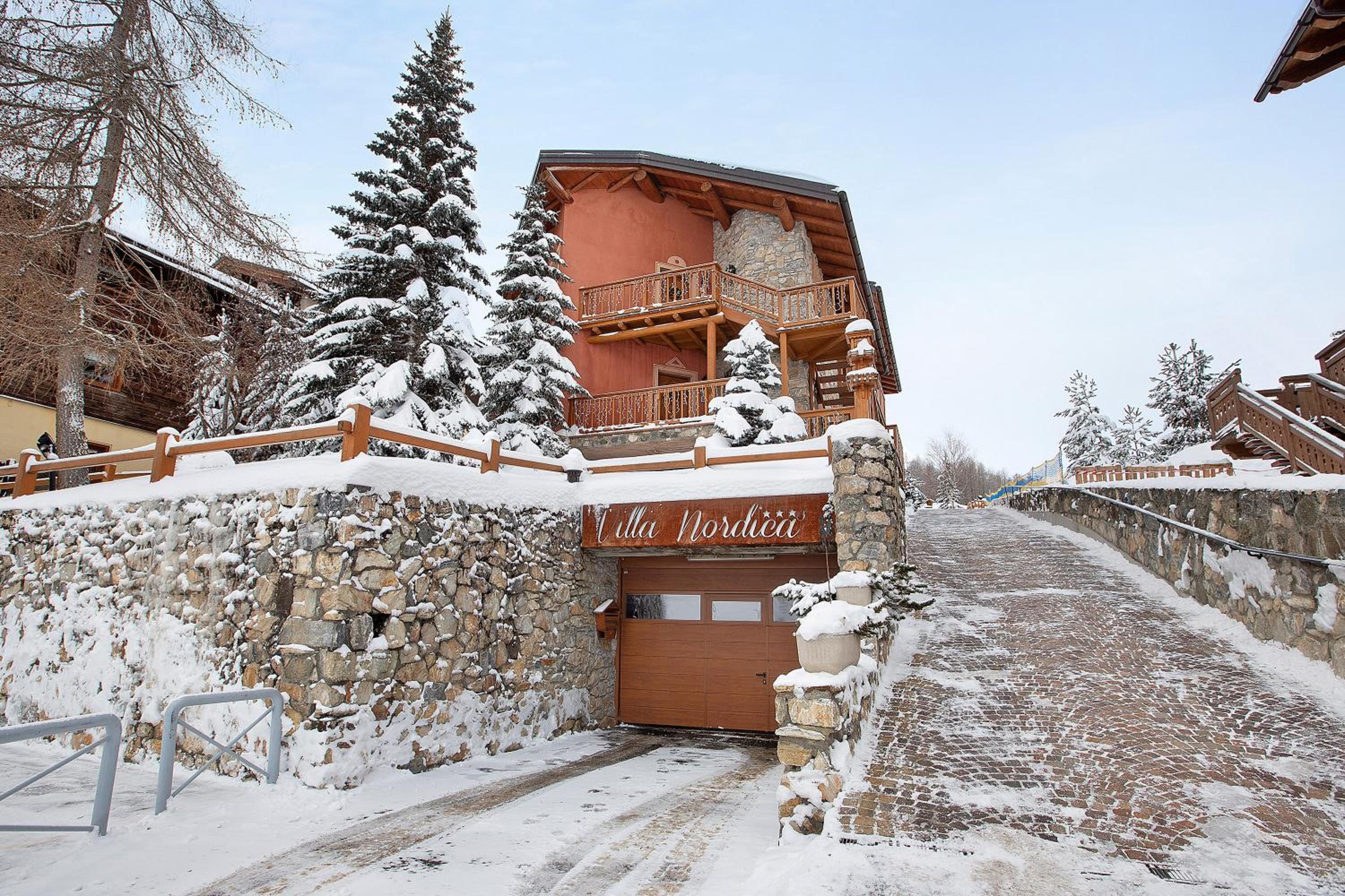 Iride Villa Nordica view 2