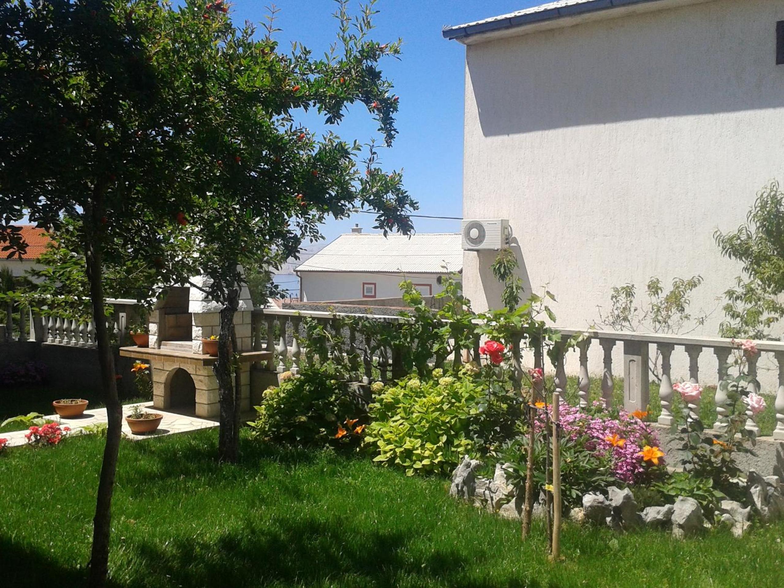 Photo 28