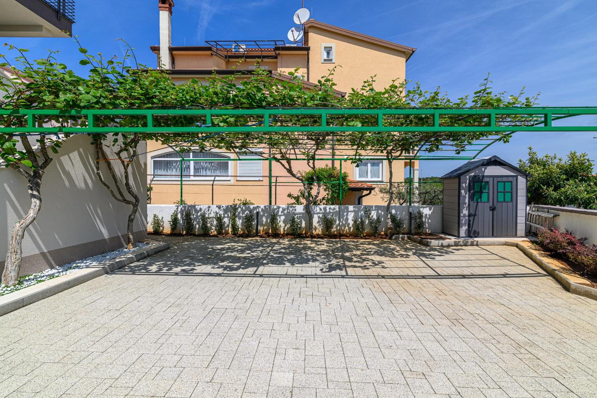 Vila Idaa view 3