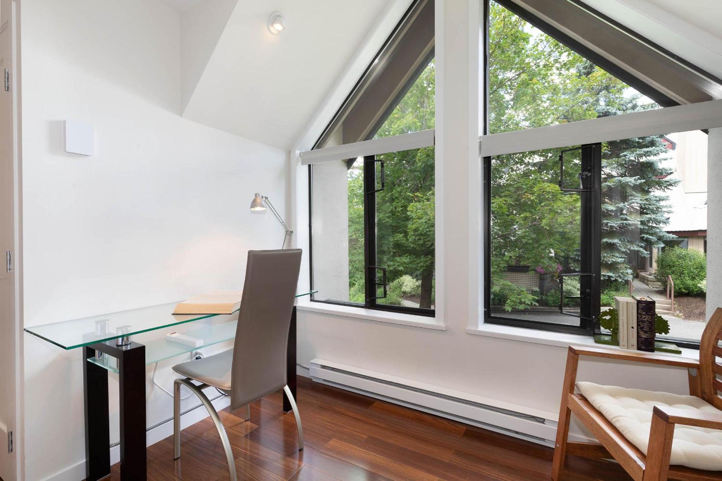 Wintergreen 34 | Townhome a Short Walk to Skiing & Blackcomb Gondola, Secure Parking
