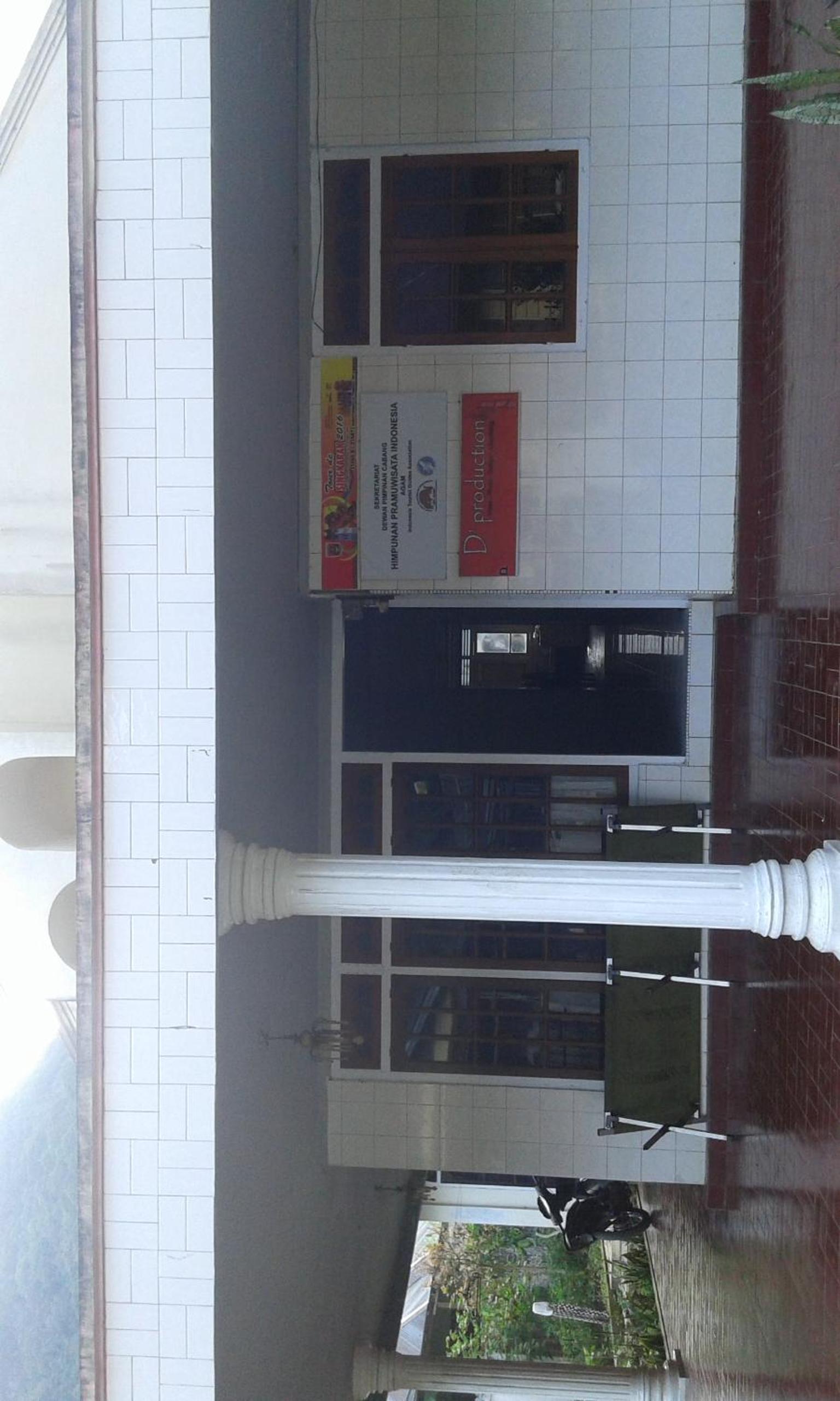 Photo 6
