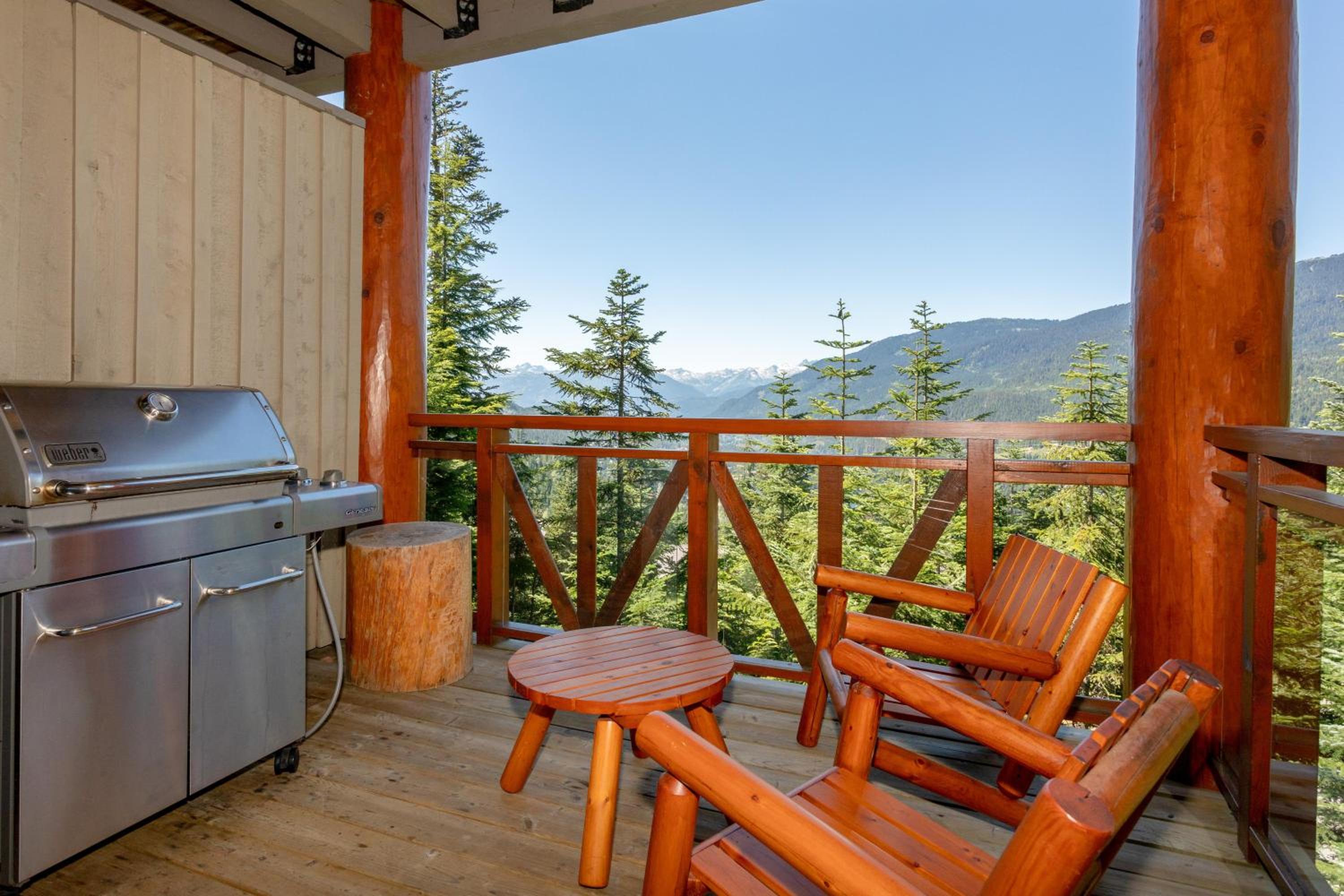 Taluswood The Heights 18 | Mountainside Townhome w/ Ski Access, Hot Tub, Tranquil Views