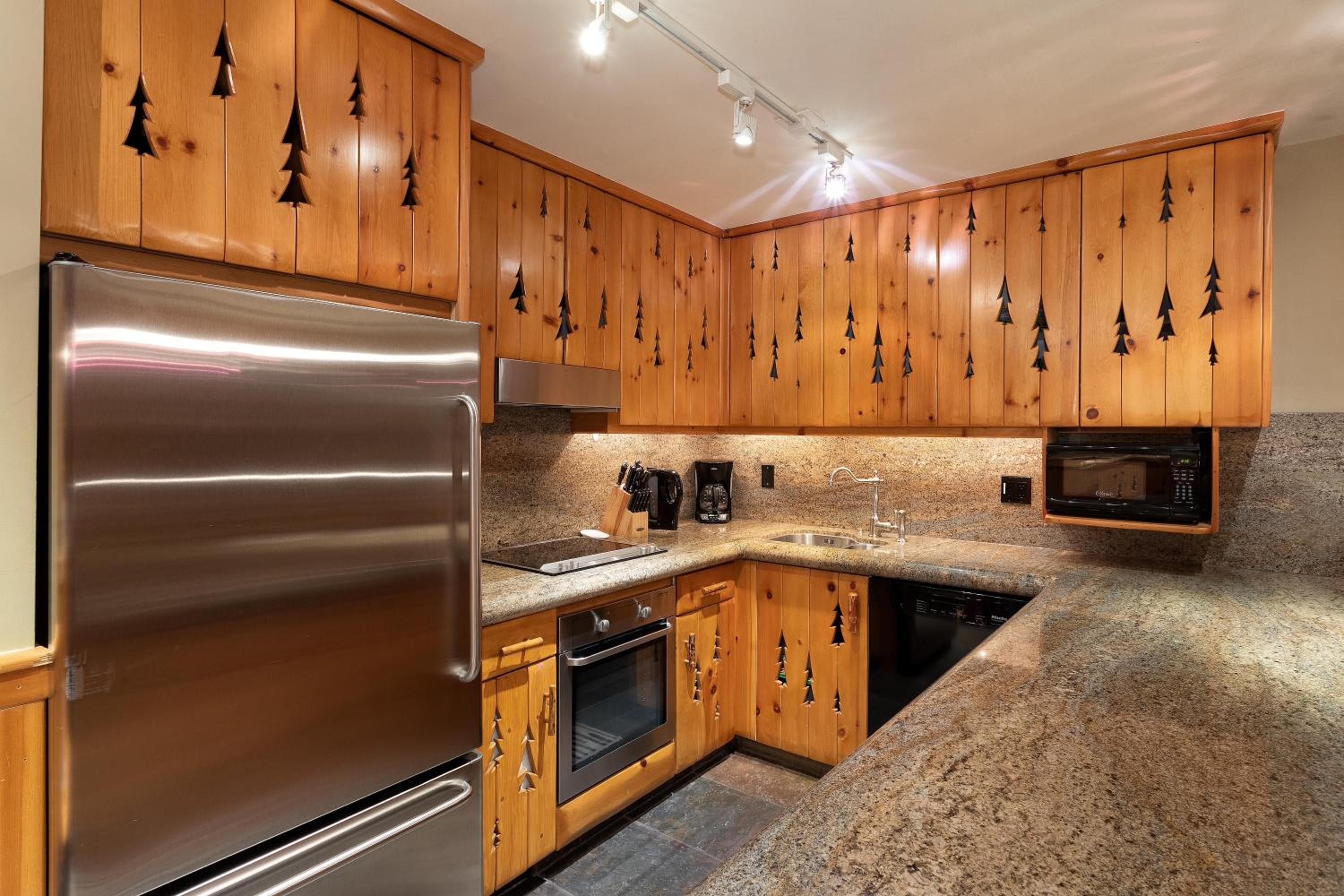 Hearthstone Lodge 3 | Central Whistler Village Condo with Sauna & Hot Tub