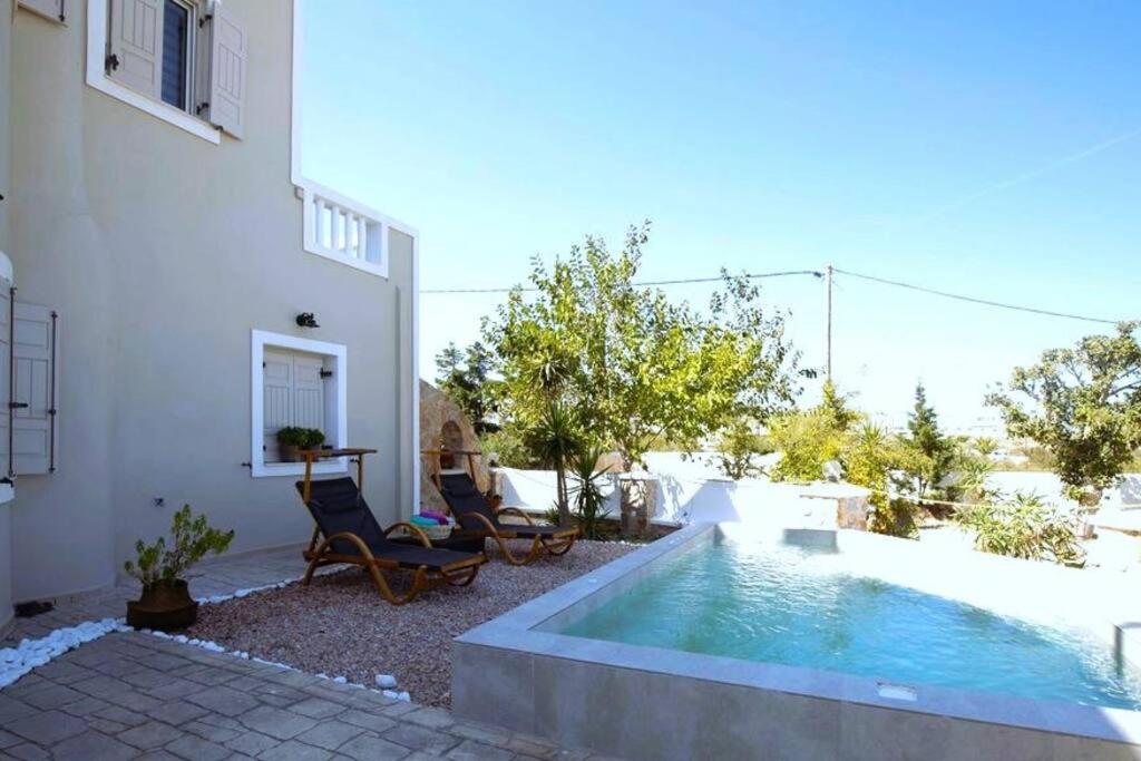 Selenophile Villa with heated pool