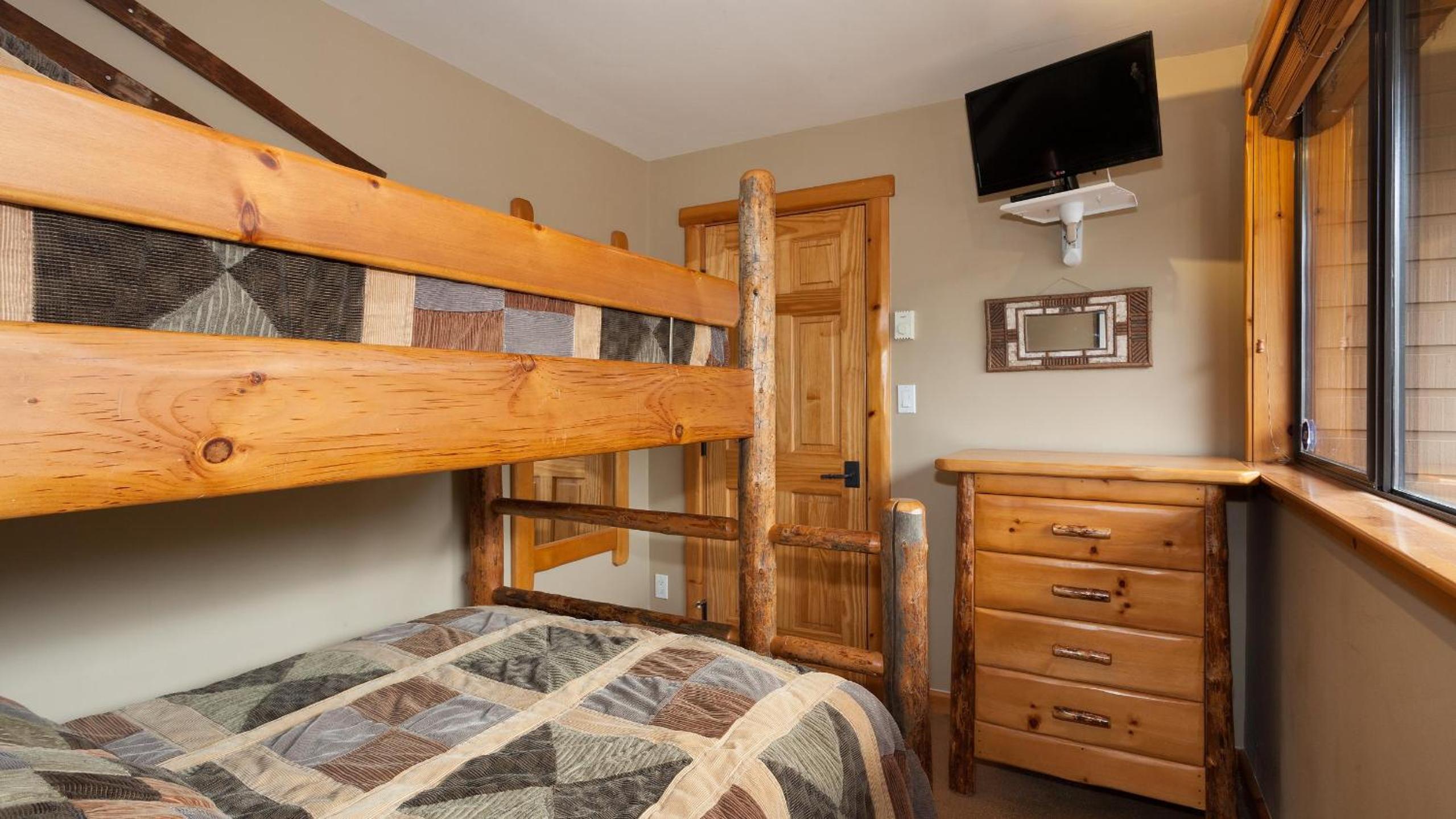 Hearthstone Lodge 3 | Central Whistler Village Condo with Sauna & Hot Tub
