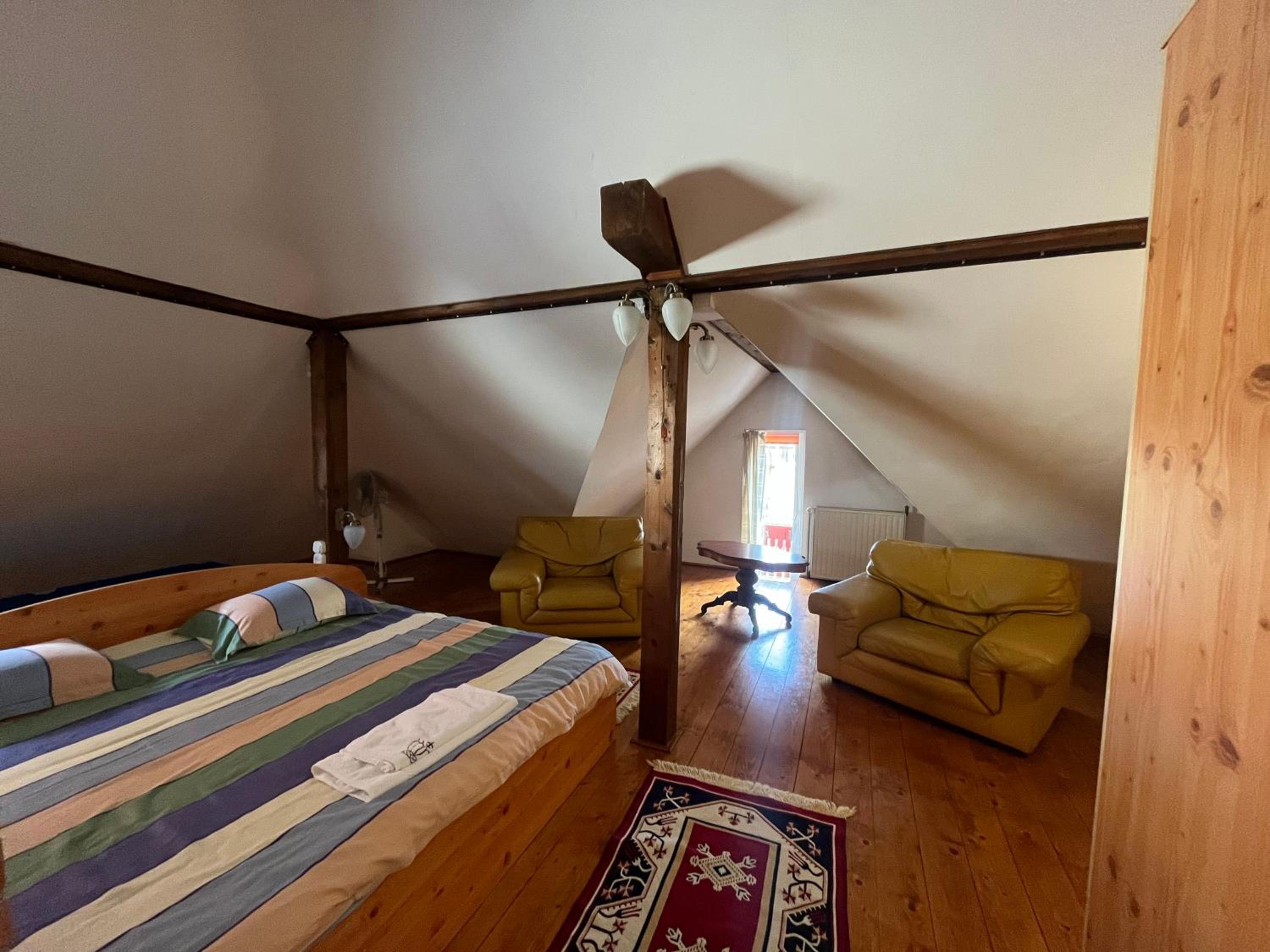 Luna House
