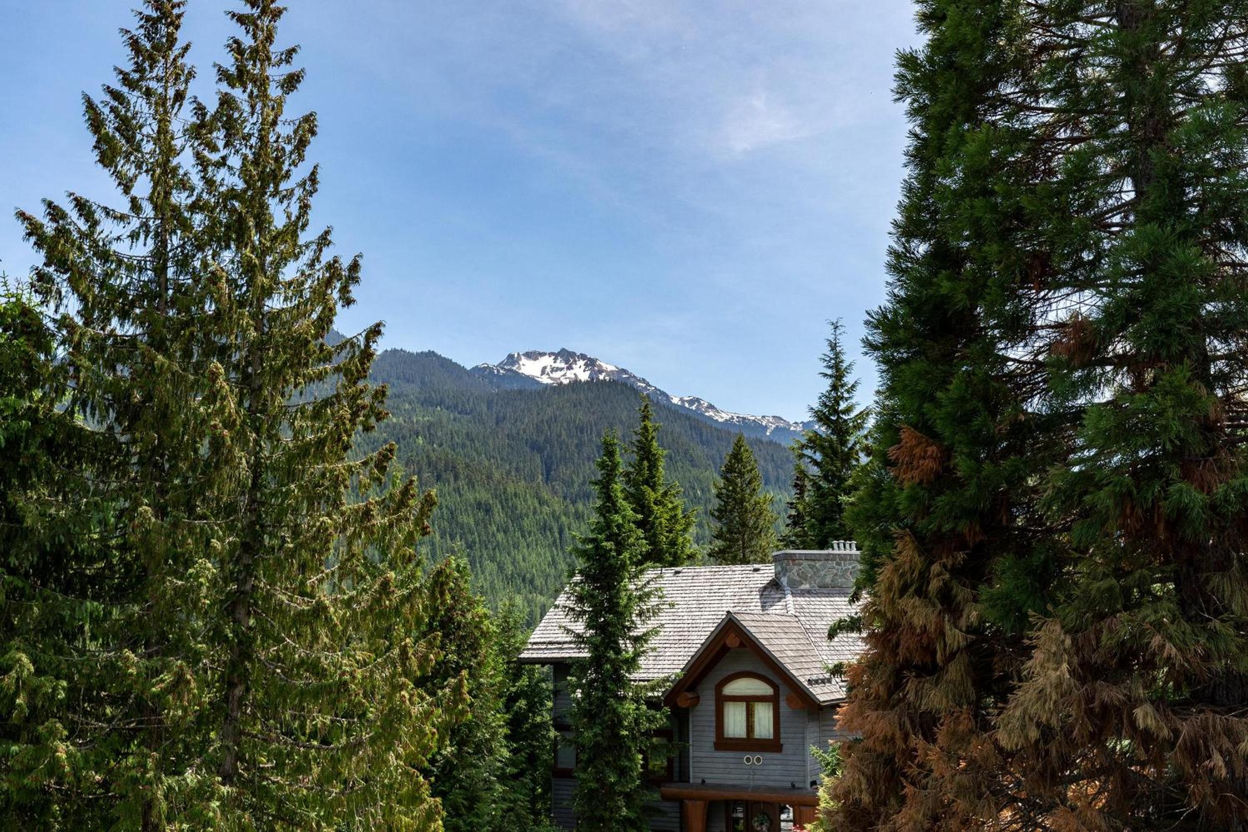 Peak View Chalet | Spacious Chalet, Stunning Mountain Views, Private Hot Tub