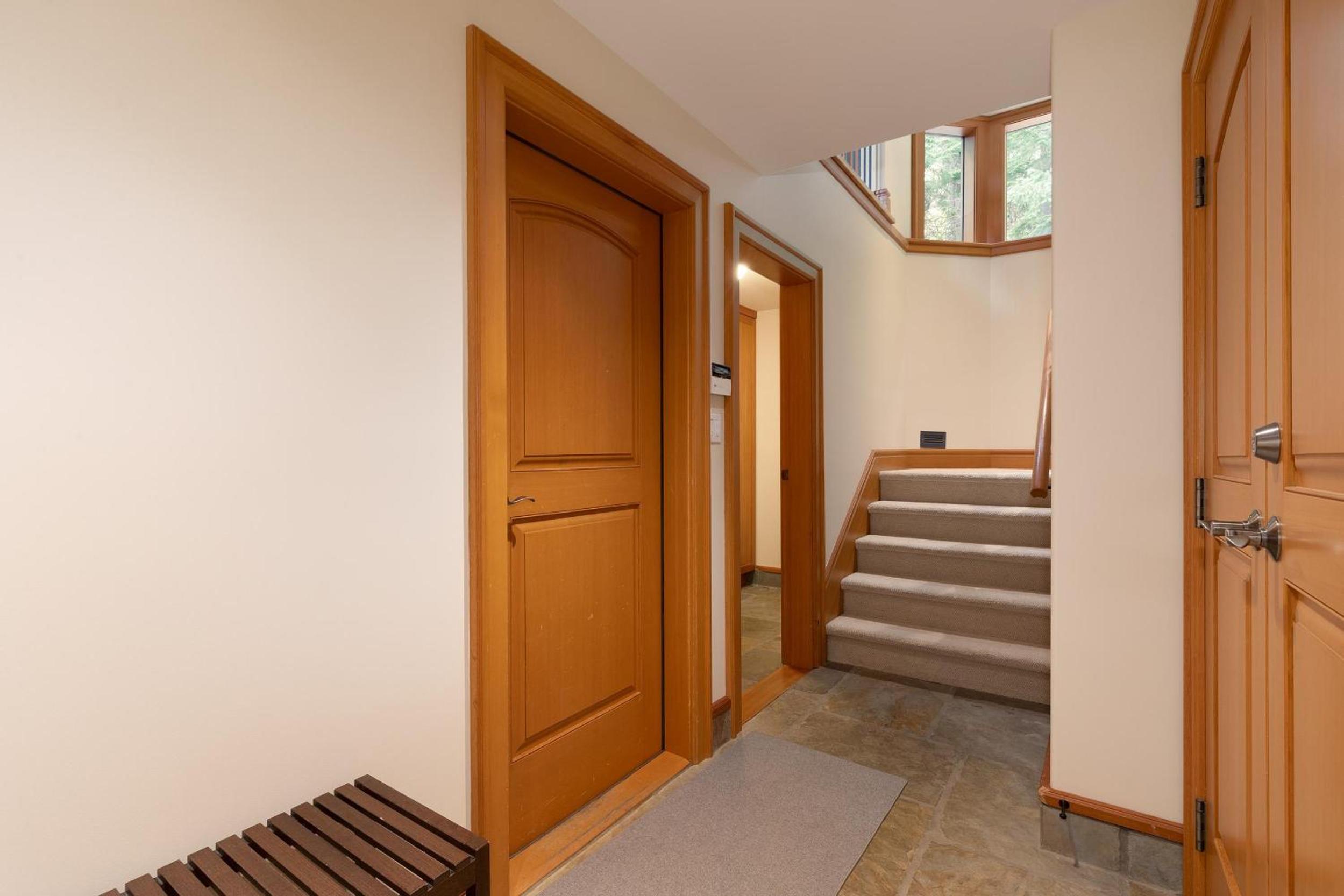 Peak View Chalet | Spacious Chalet, Stunning Mountain Views, Private Hot Tub