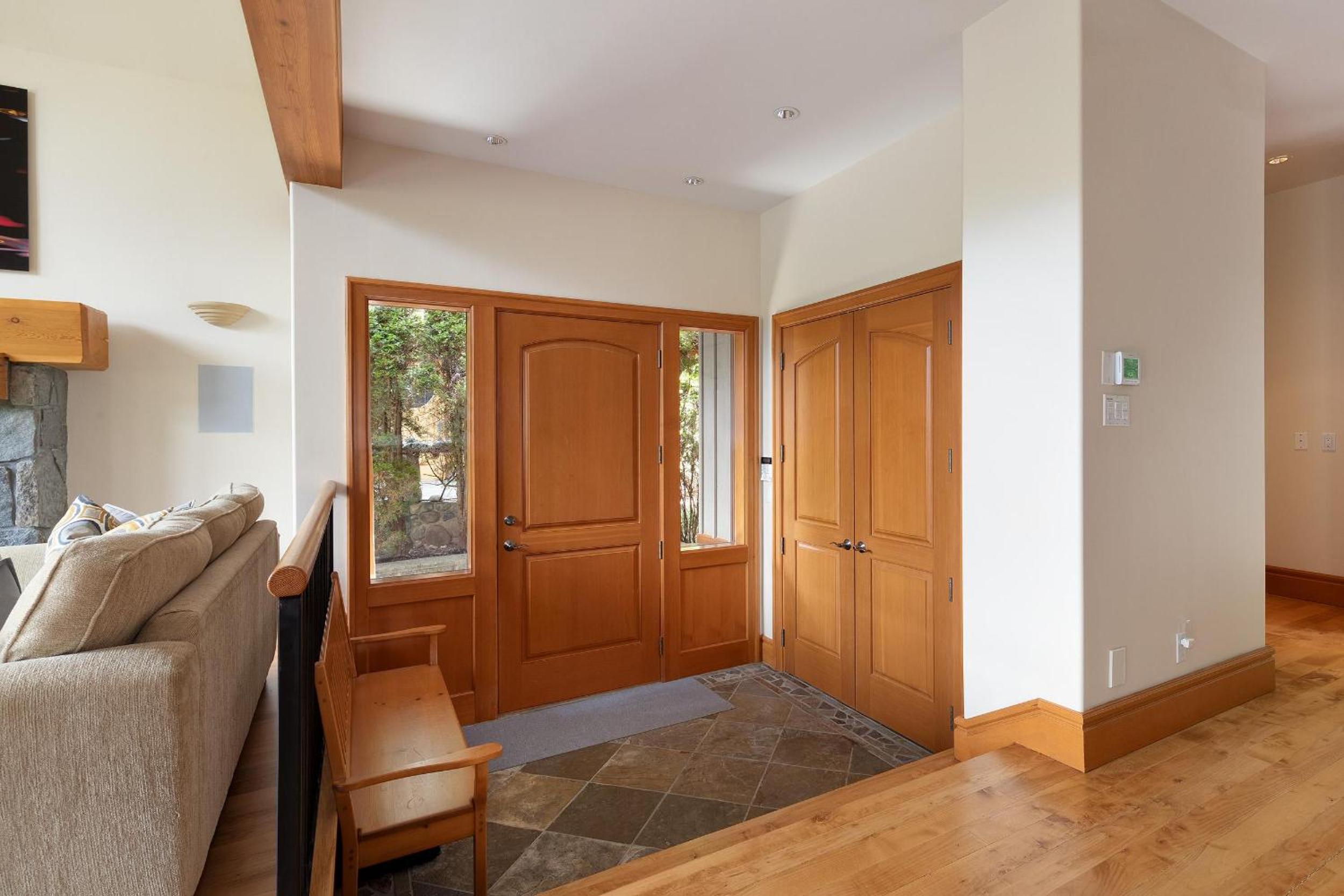 Peak View Chalet | Spacious Chalet, Stunning Mountain Views, Private Hot Tub