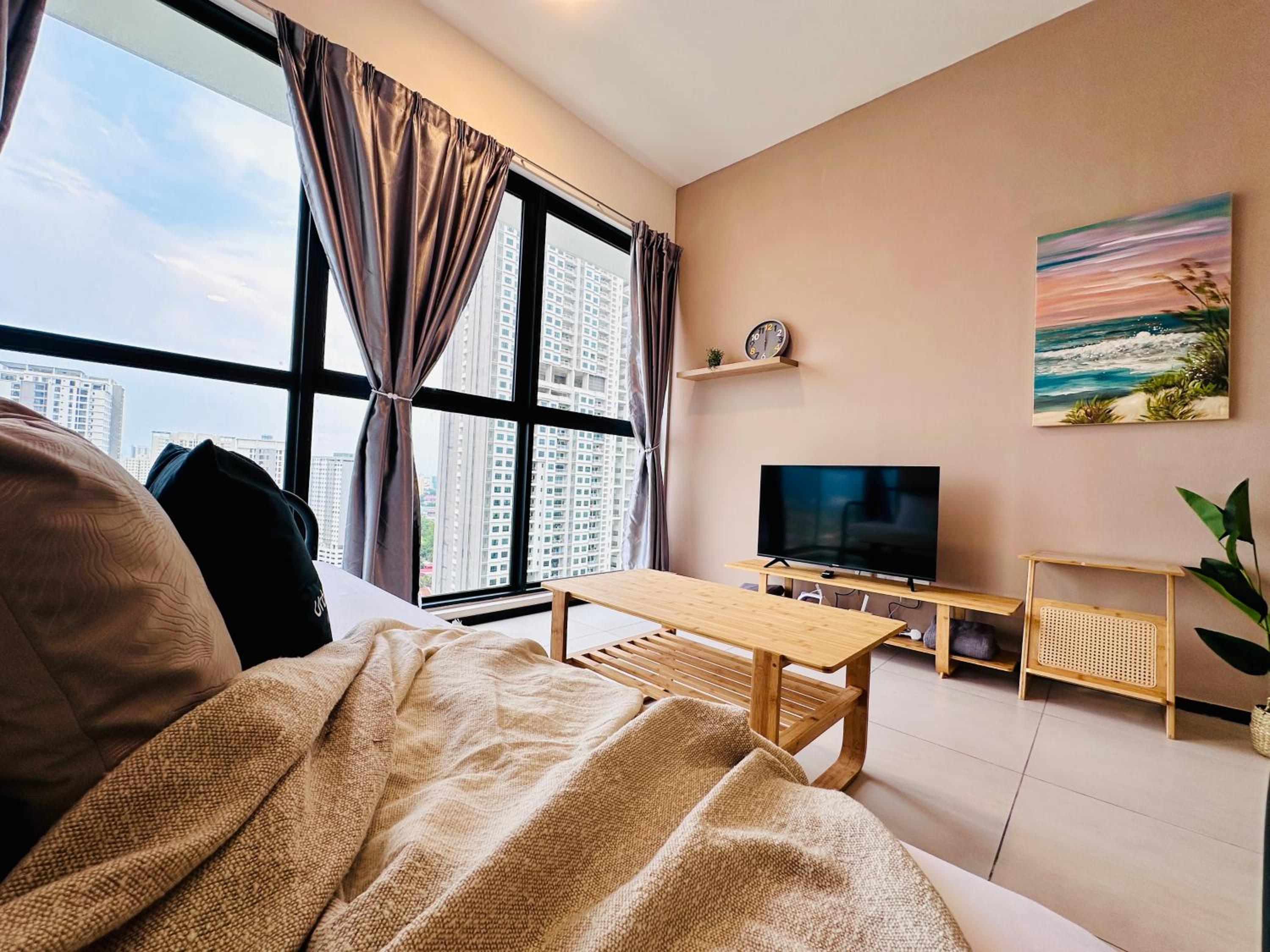 New 2BR or 3BR Cozy Urban Suite Homestay at Georgetown8-10pax by URBAN STAYCATIONS LOD COSY photo 6