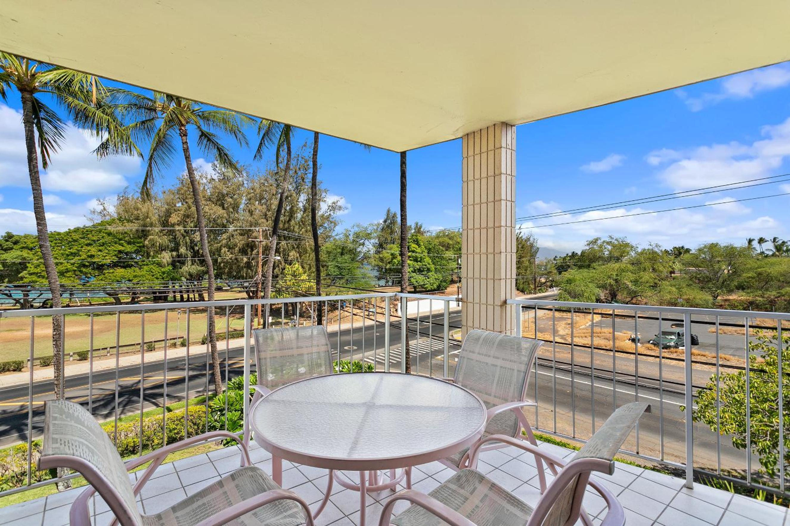 Haleakala Shores A-301, Panoramic Views, Split AC