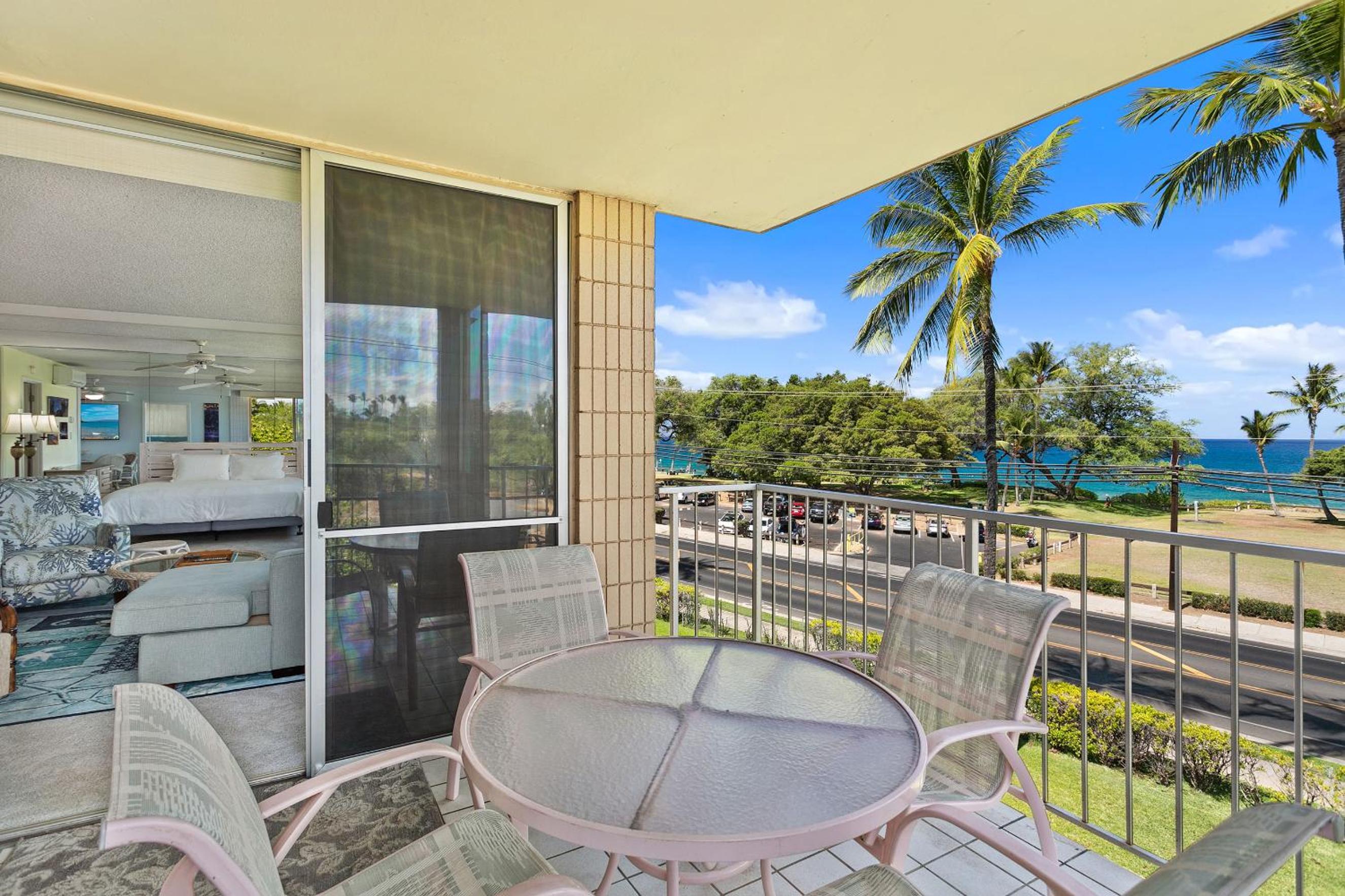 Haleakala Shores A-301, Panoramic Views, Split AC