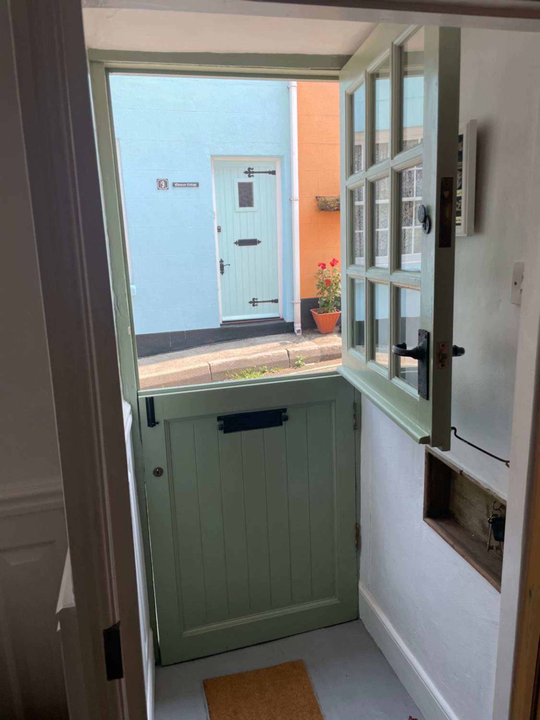 Drift Cottage - Fisherman's Cottage Brixham harbour