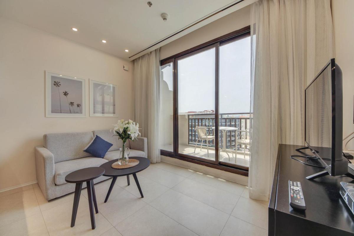 Luxe Getaways Royal Amwaj Palm Jumeirah Resort Apartment Holiday Home