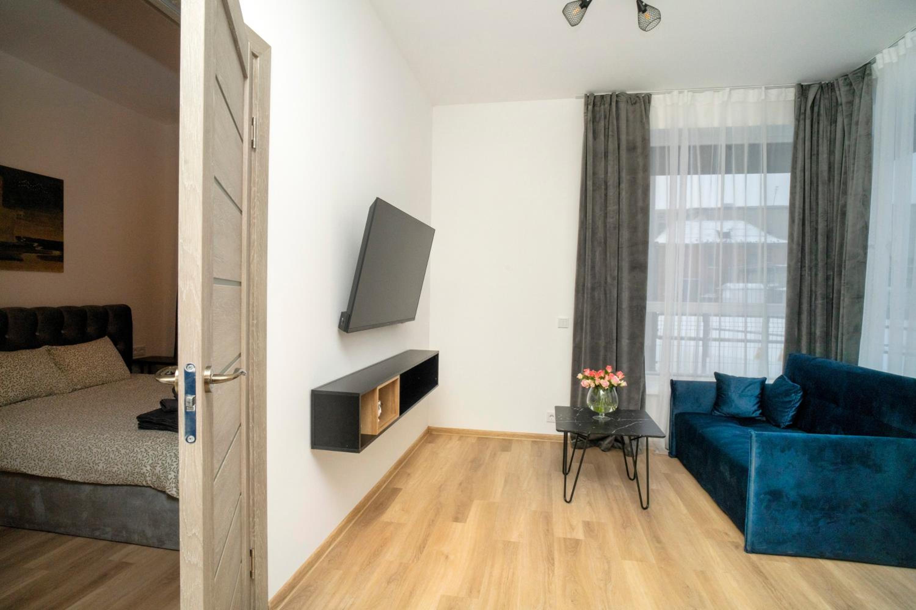 Central Station Apartment No4 view 2