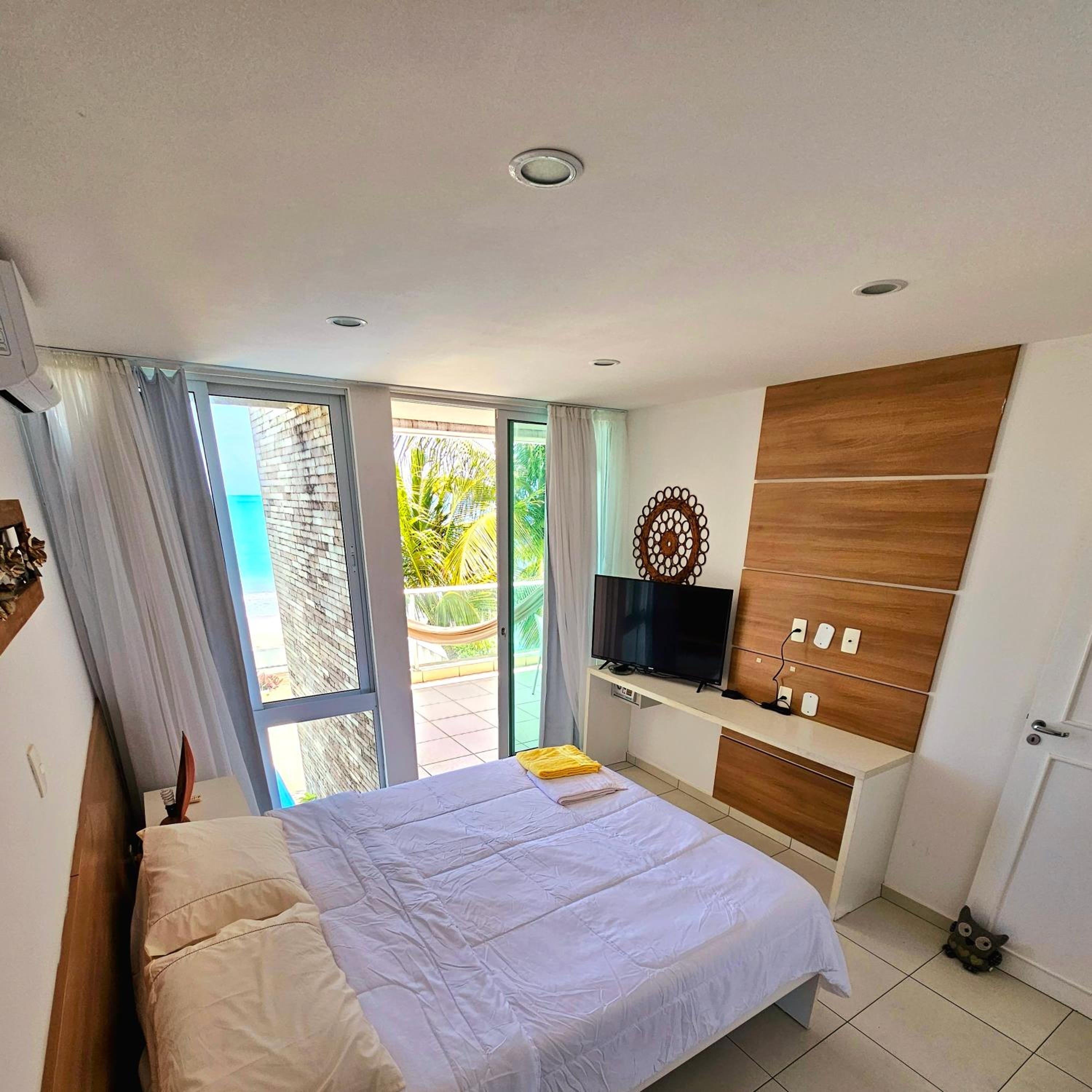 Romantic Sea Villa w/AMAZING SEA VIEW - DIRECTLY ON THE BEACH!