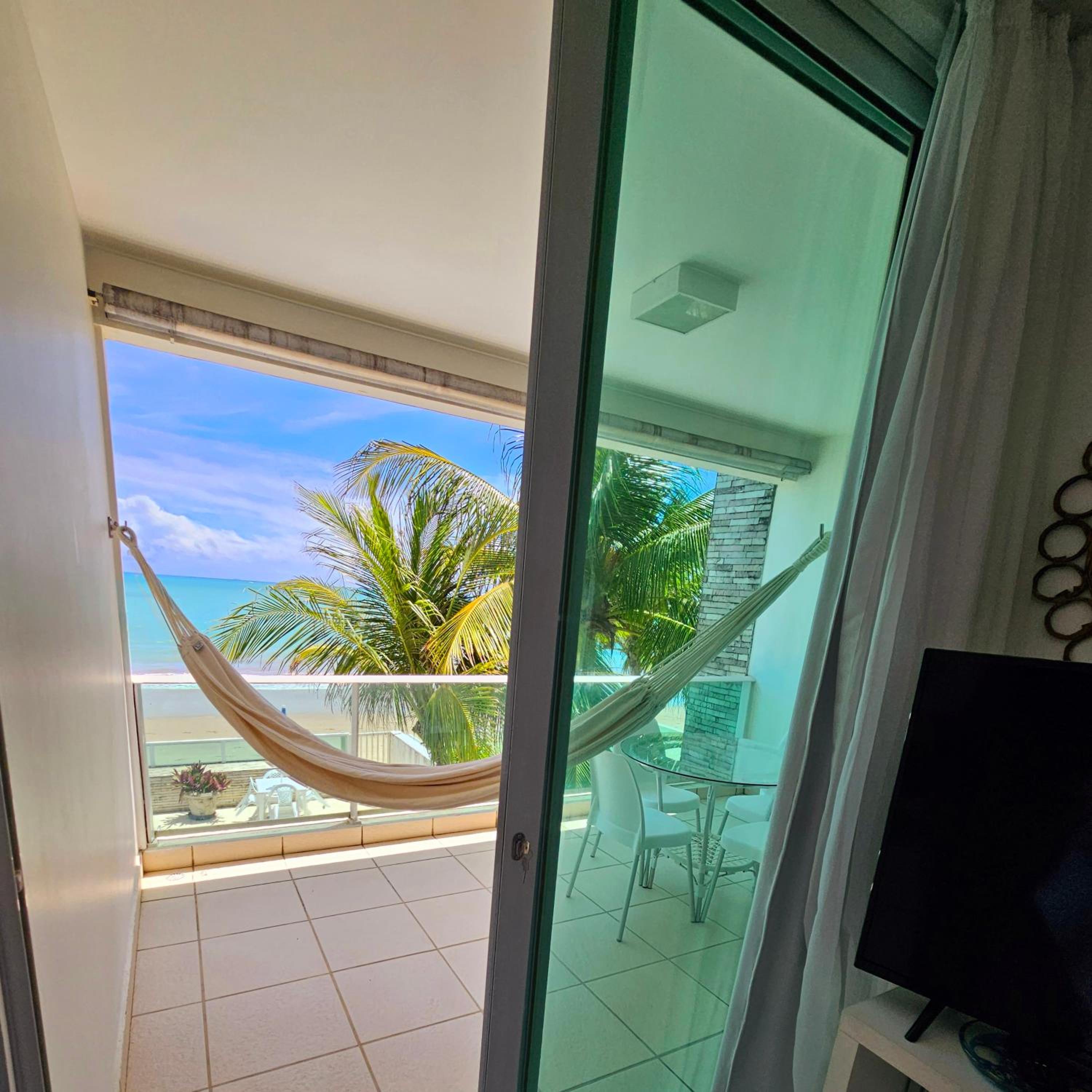 Romantic Sea Villa w/AMAZING SEA VIEW - DIRECTLY ON THE BEACH!