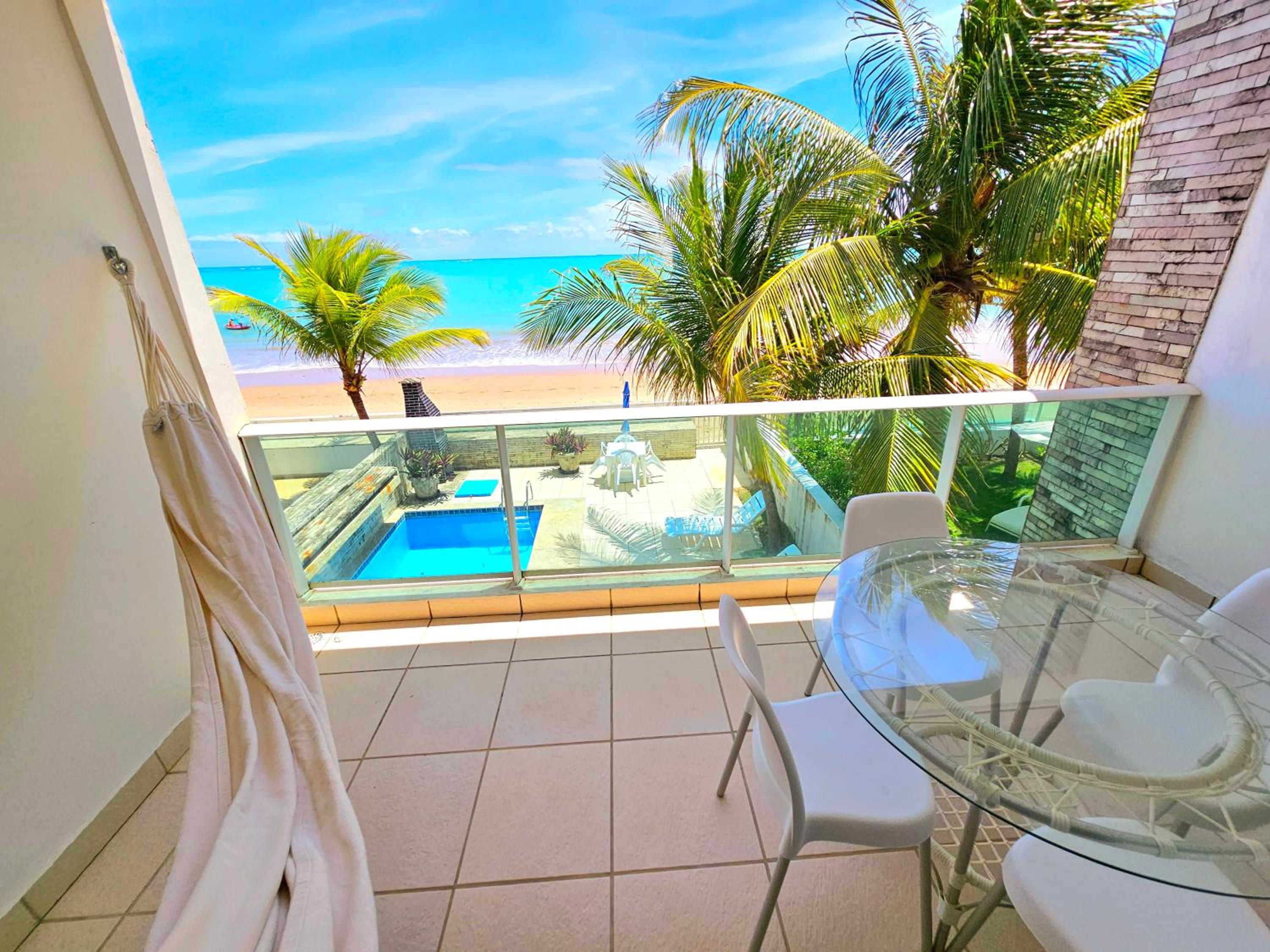 Romantic Sea Villa w/AMAZING SEA VIEW - DIRECTLY ON THE BEACH!