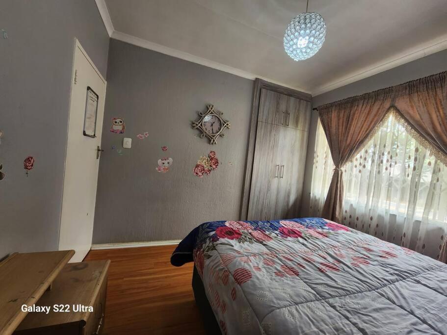 Amani Guest Haven Full house+semi-loadshedding+Wi-Fi