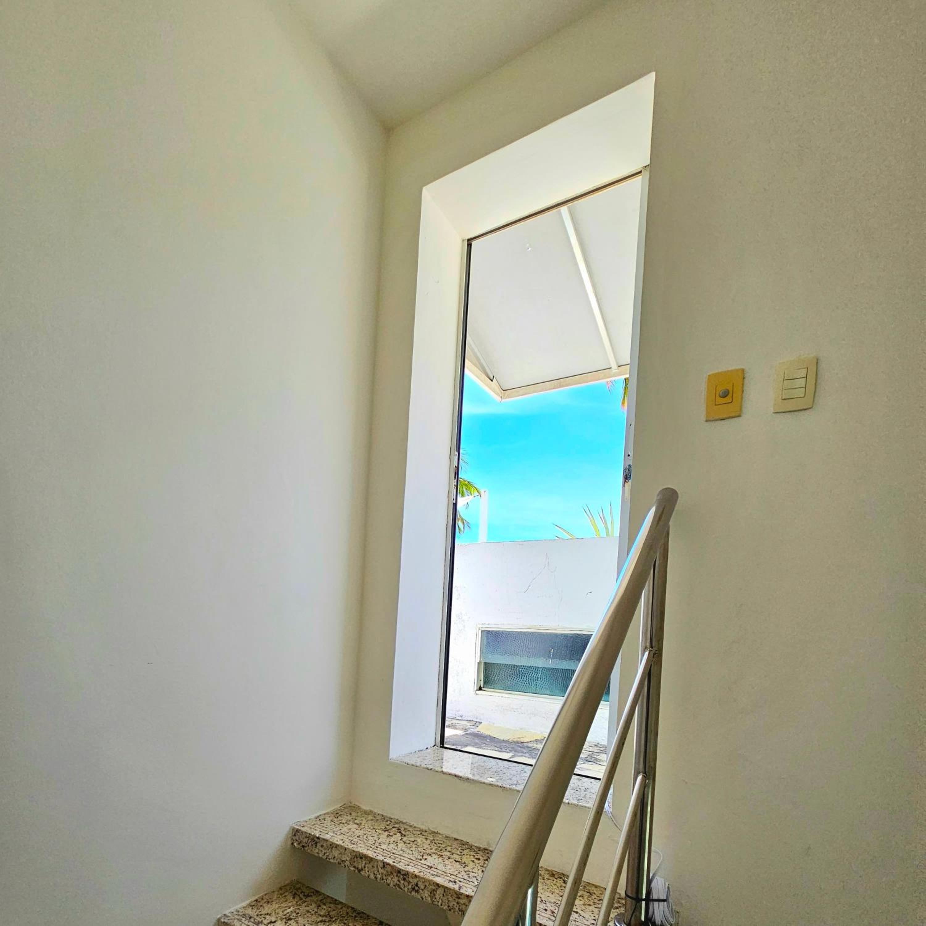 Romantic Sea Villa w/AMAZING SEA VIEW - DIRECTLY ON THE BEACH!