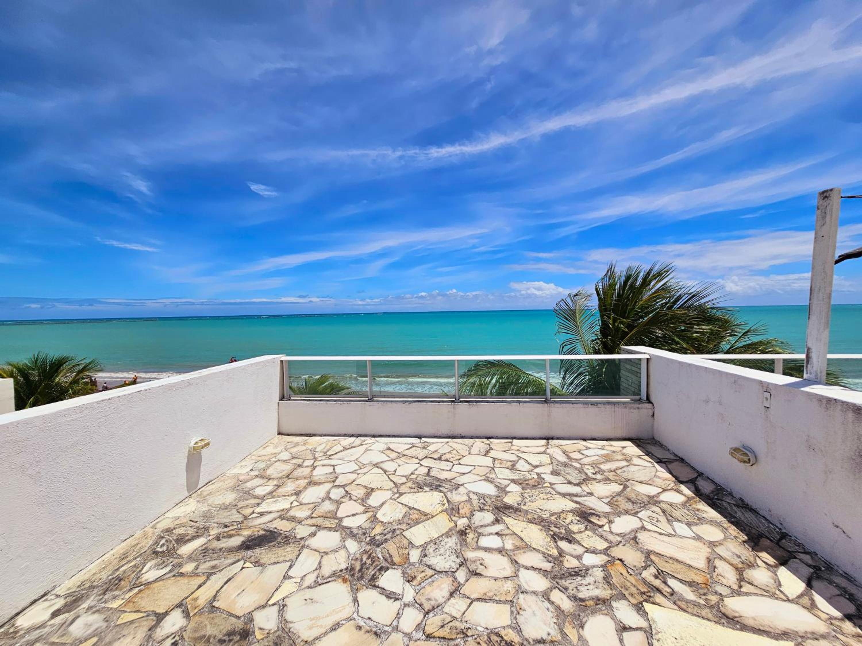 Romantic Sea Villa w/AMAZING SEA VIEW - DIRECTLY ON THE BEACH!