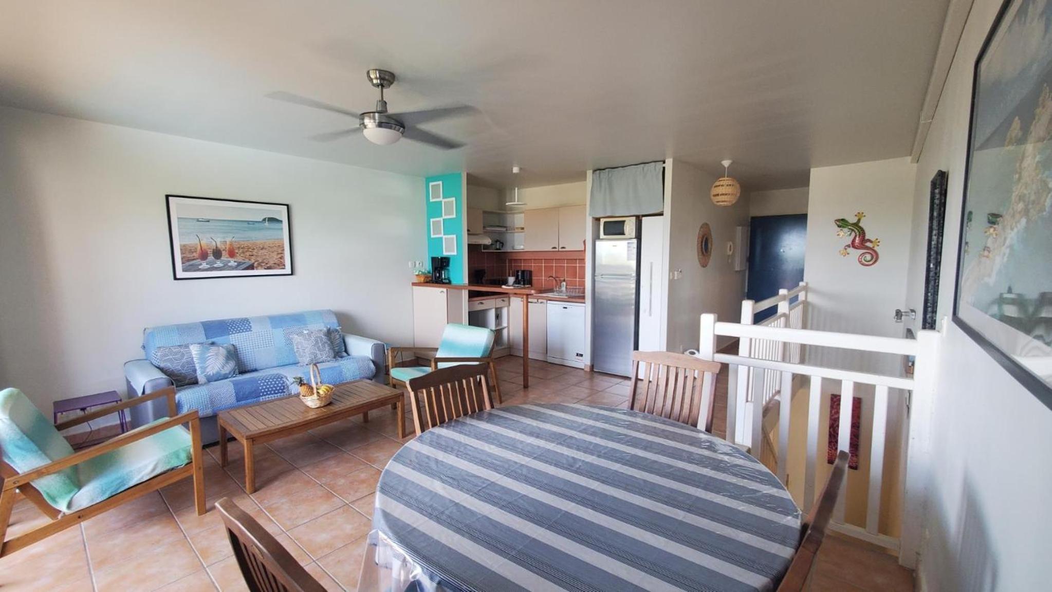 Duplex T2, 4 adultes, piscine, plage à proximité view 4