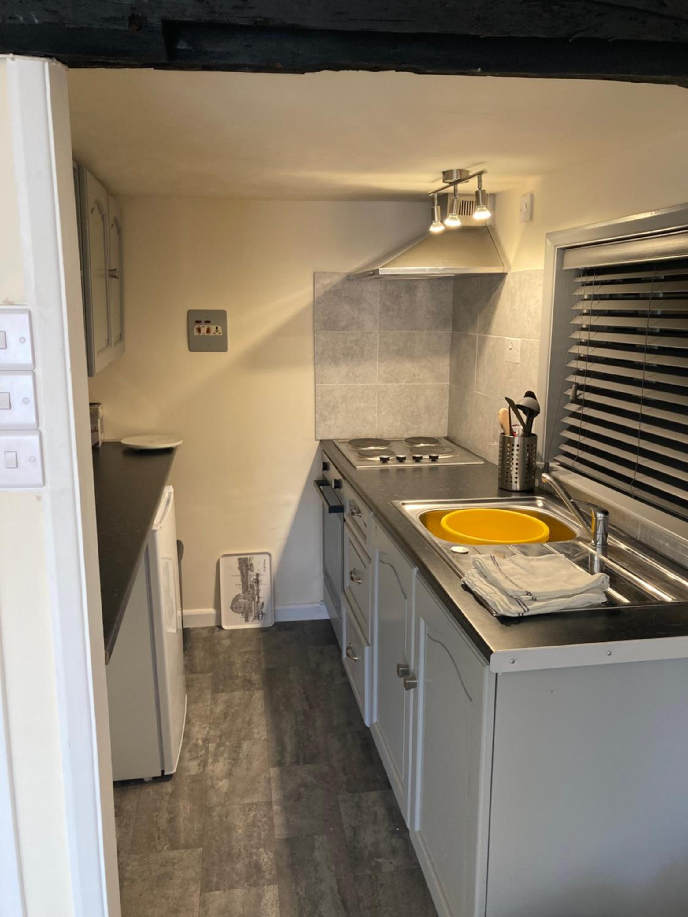 Charming holiday apartment in central Woodbridge