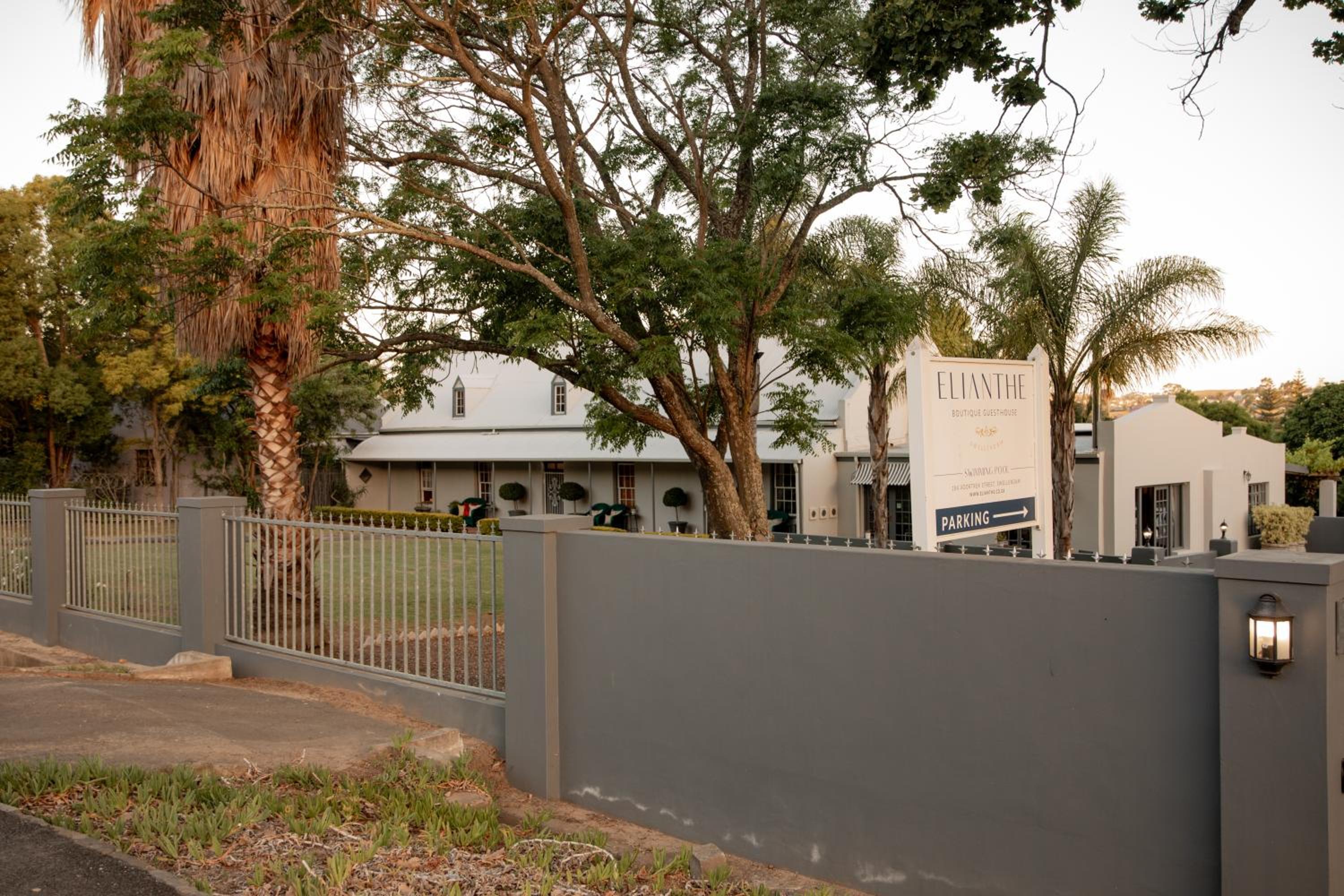 Elianthe Guesthouse