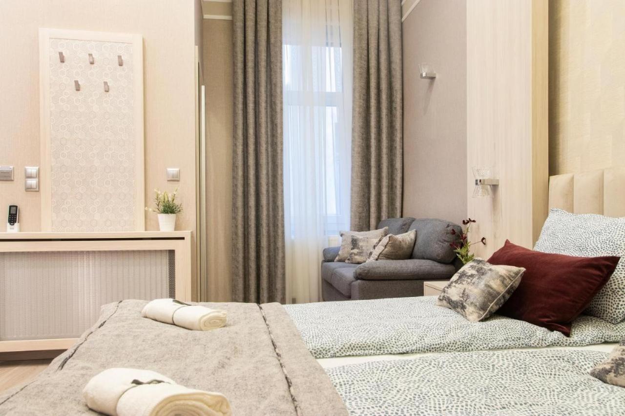 Central Relax Boutique Suites
