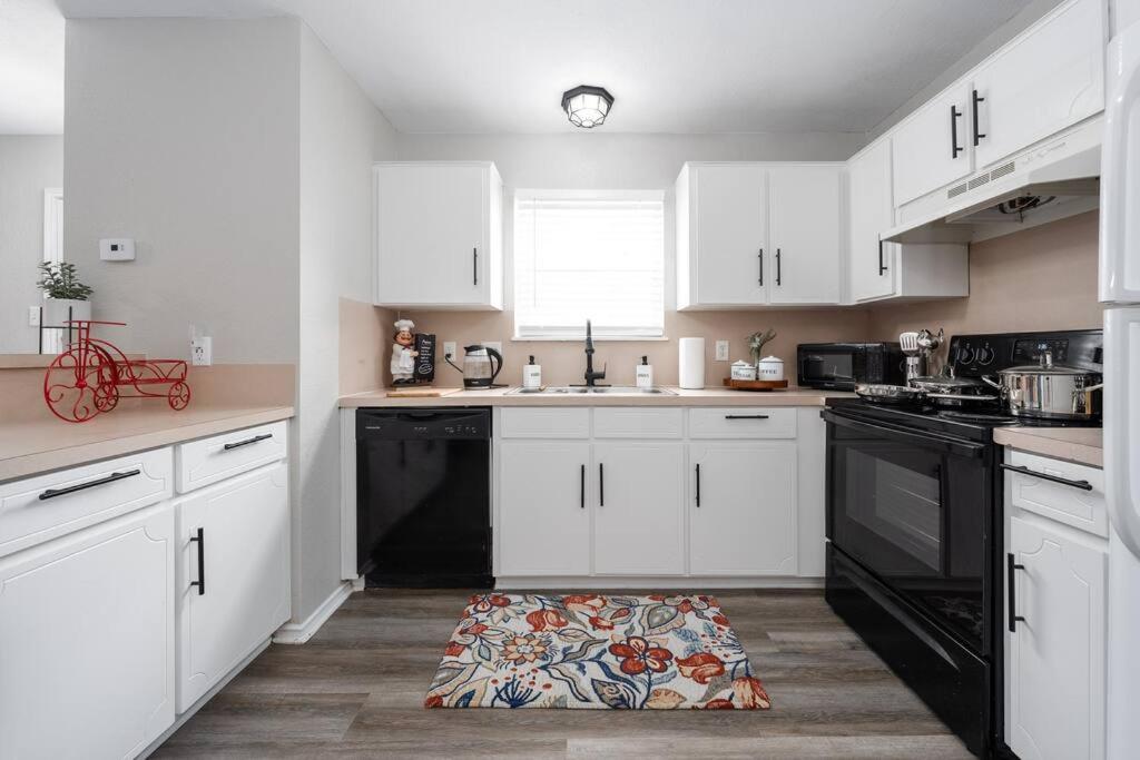 Mid-Term Furnished Housing Near Fort Cavazos - Ideal for Military TDY, Travel Nurse, Contractors & Extended Stays view 5