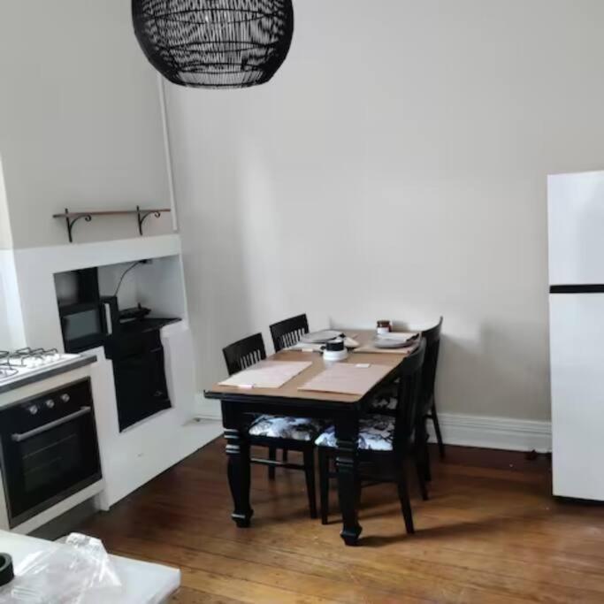 North Perth Stylish Abode CBD