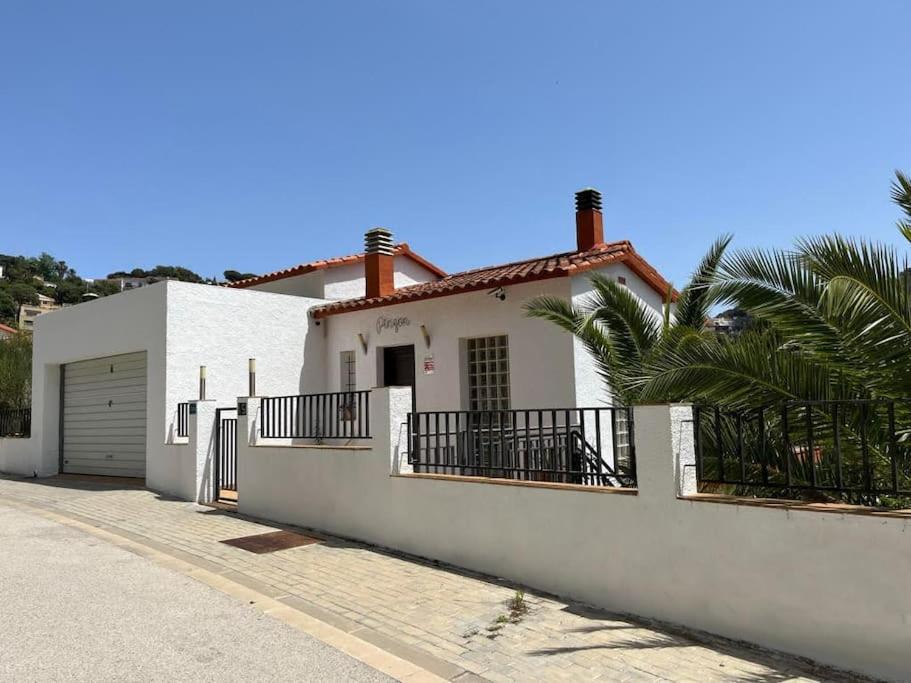 Pinzon, gezellige familievilla met groot zwembad.